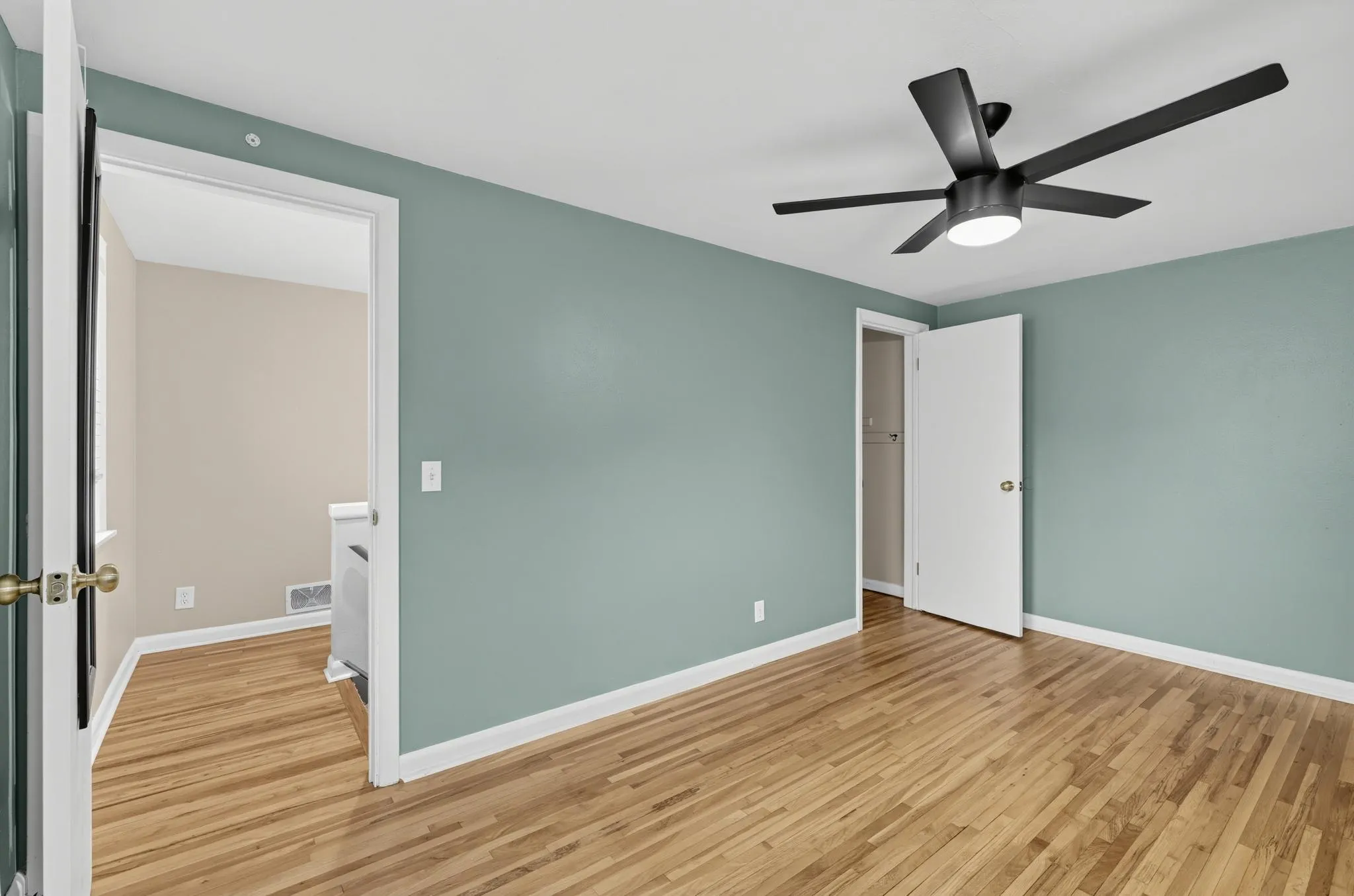 Photo 15 of 3514 3rd Ne Street