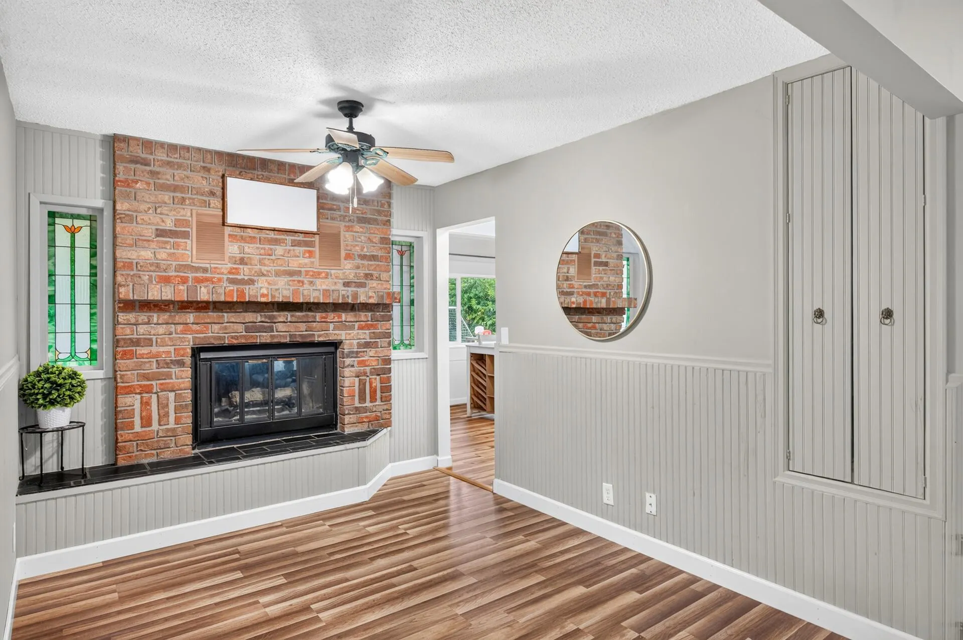 Photo 9 of 2071 Cedar Avenue