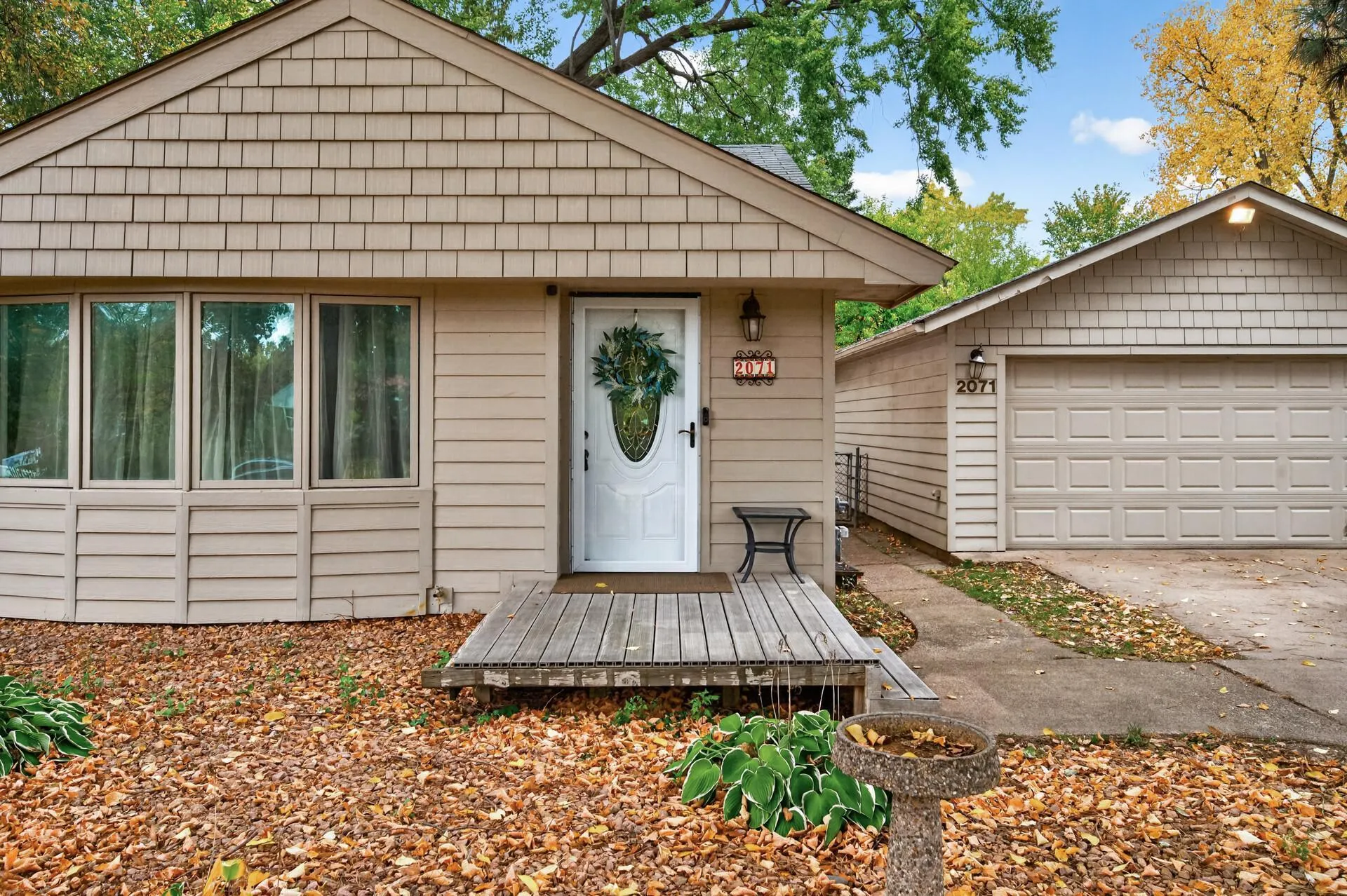 Photo 4 of 2071 Cedar Avenue