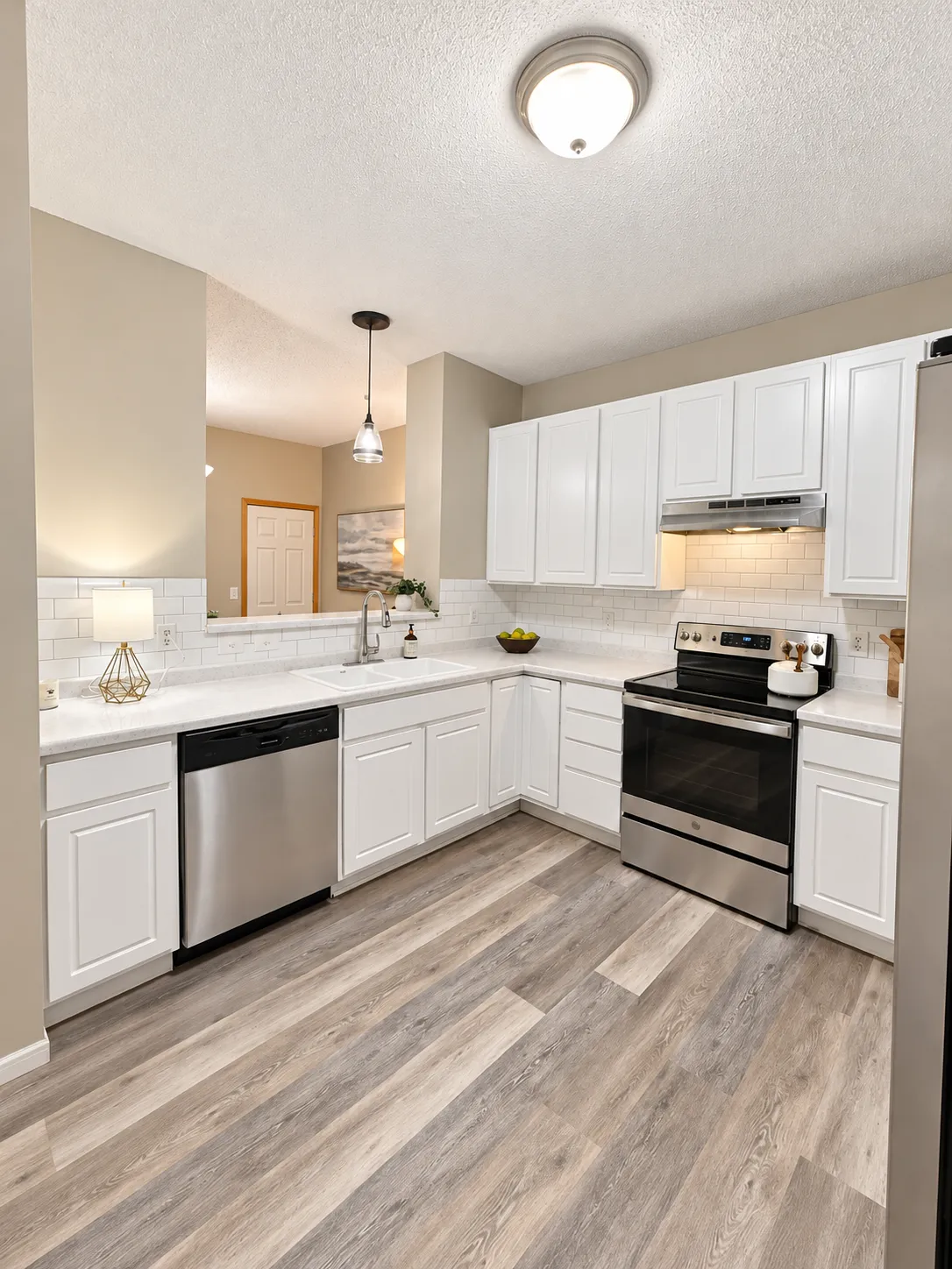 Photo 6 of 3001 Juniper Lane Unit I