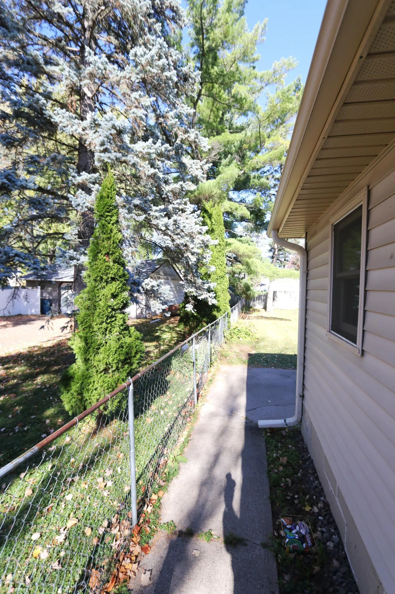 Photo 15 of 619 2nd Sw Avenue