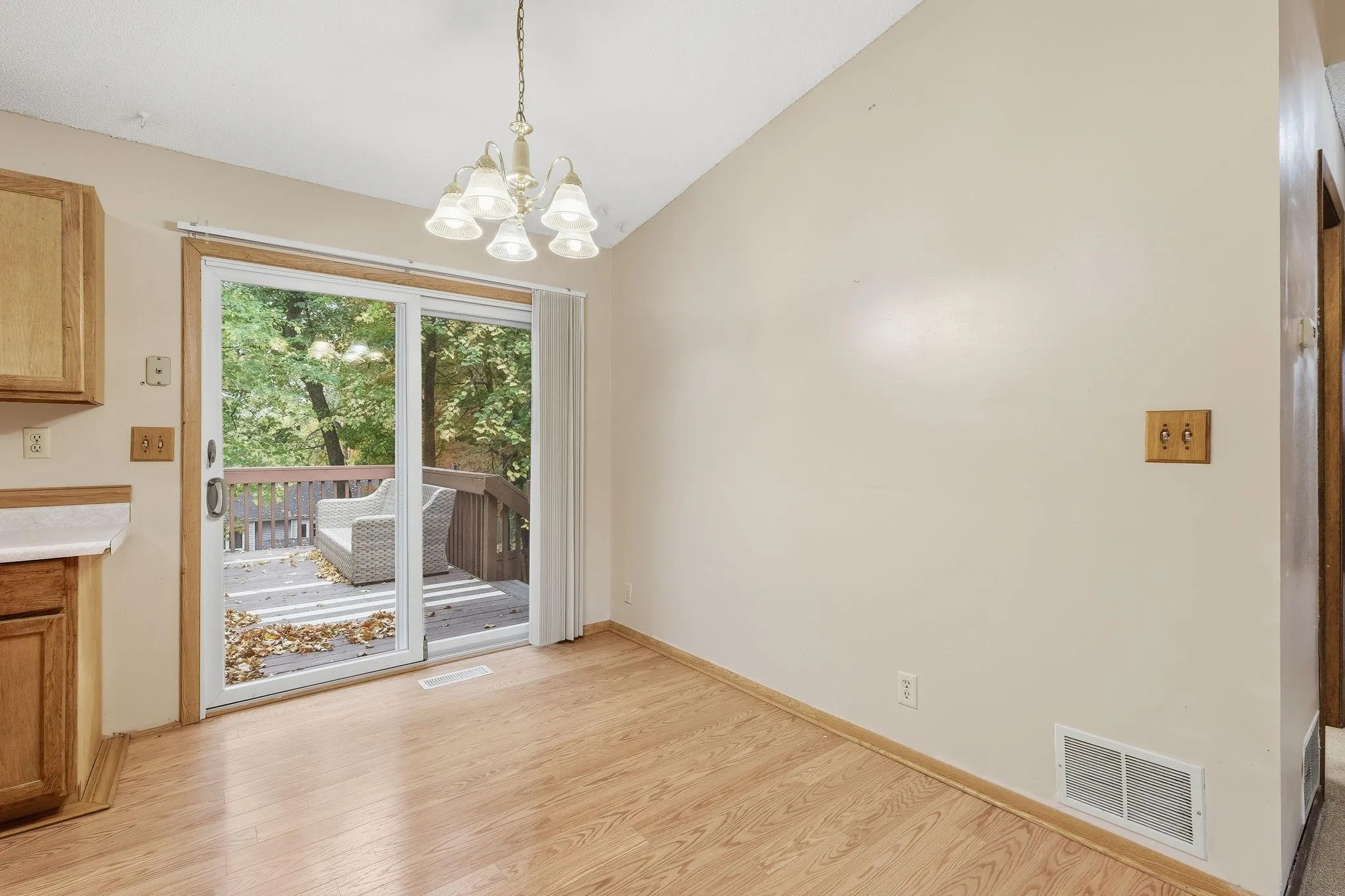 Photo 11 of 4605 Cumberland Road
