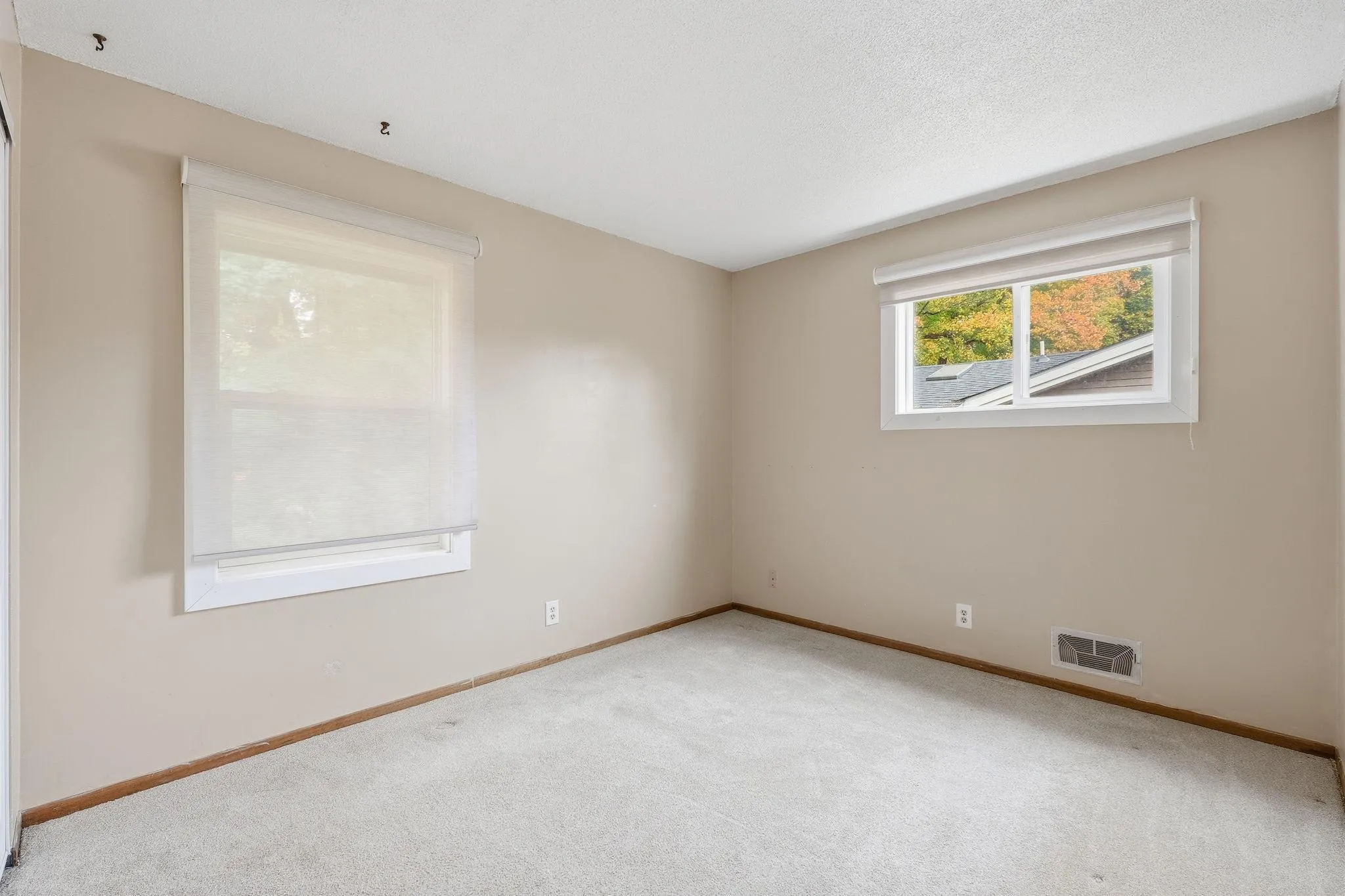 Photo 14 of 4605 Cumberland Road