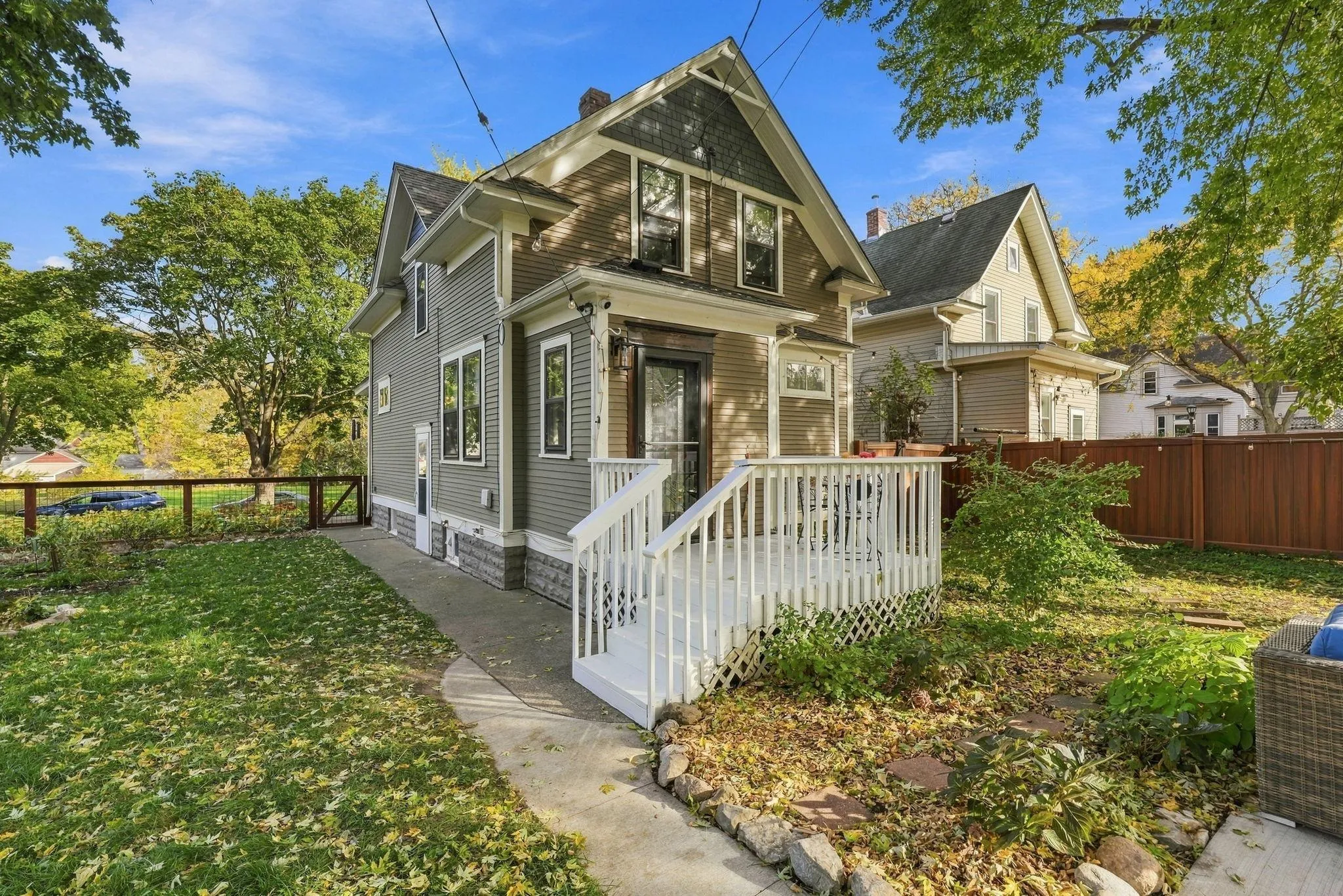 Photo 14 of 771 Ottawa Avenue