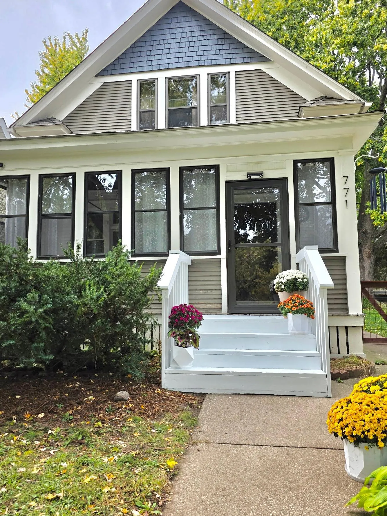 Photo 5 of 771 Ottawa Avenue