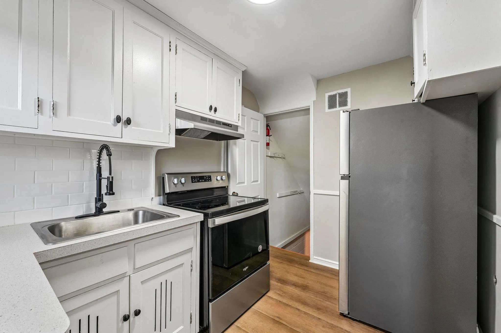 Photo 16 of 5036 N 6th Street