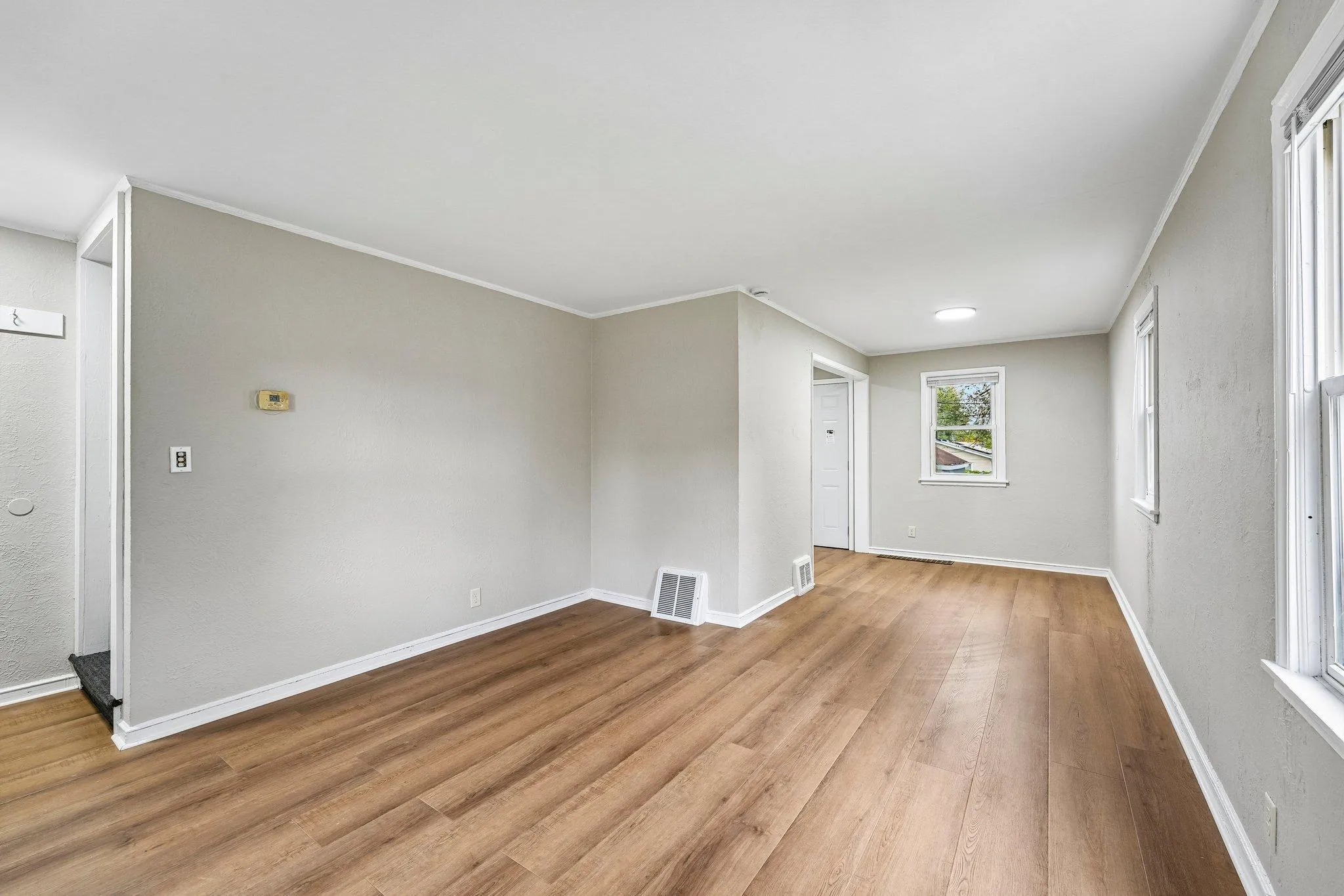 Photo 8 of 5036 N 6th Street