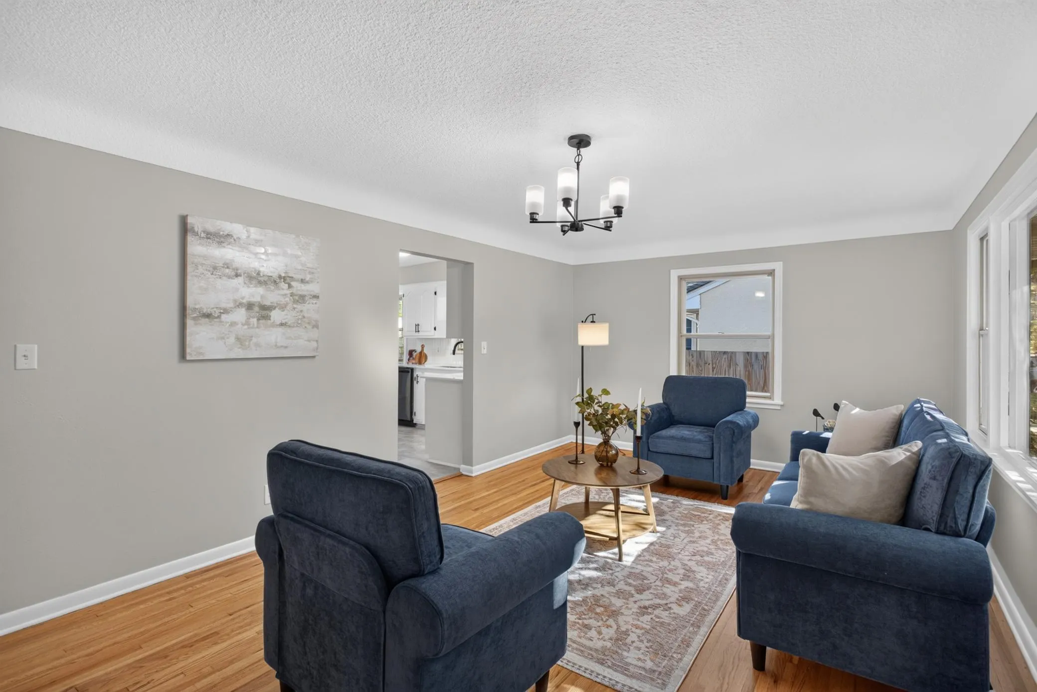 Photo 4 of 1031 Bayard Avenue