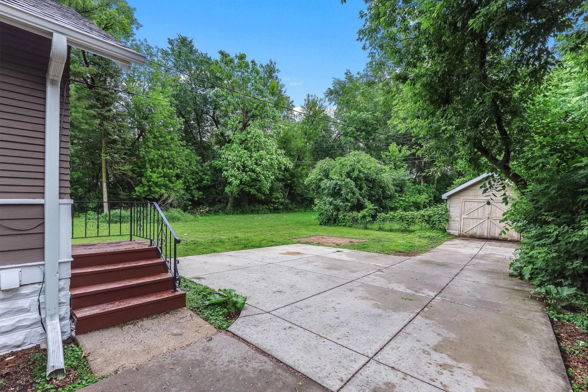 Photo 17 of 1812 Minnehaha E Avenue