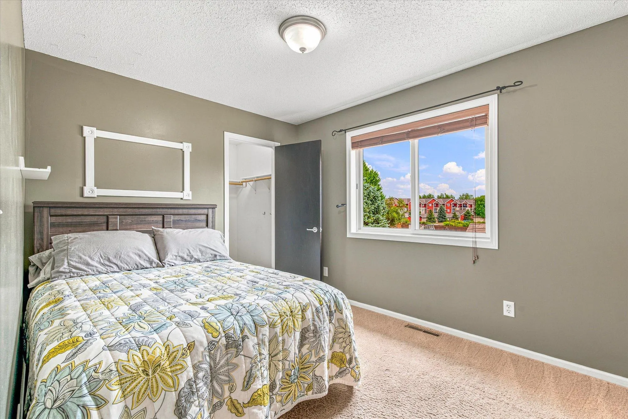 Photo 15 of 1655 10th Se Avenue