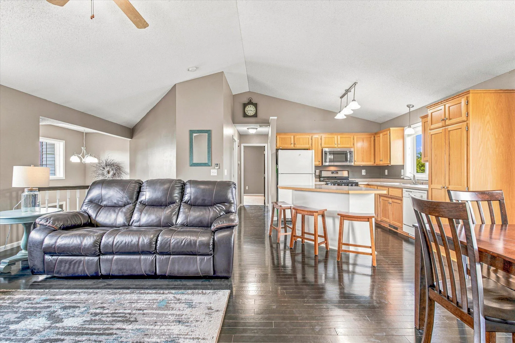 Photo 5 of 1655 10th Se Avenue