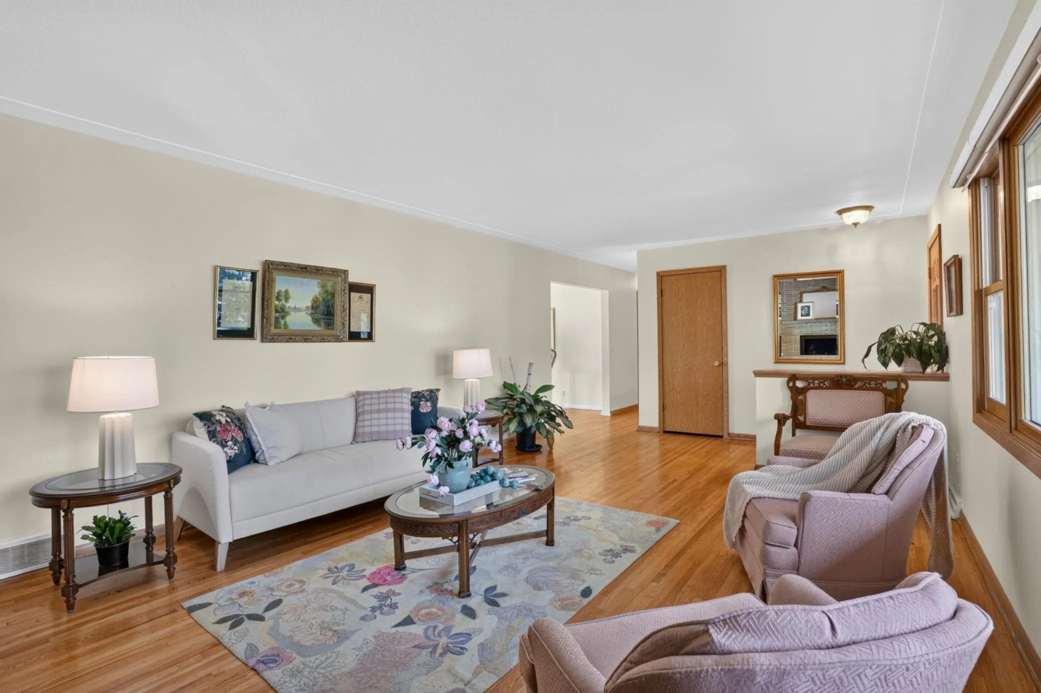 Photo 10 of 5615 Dale Avenue