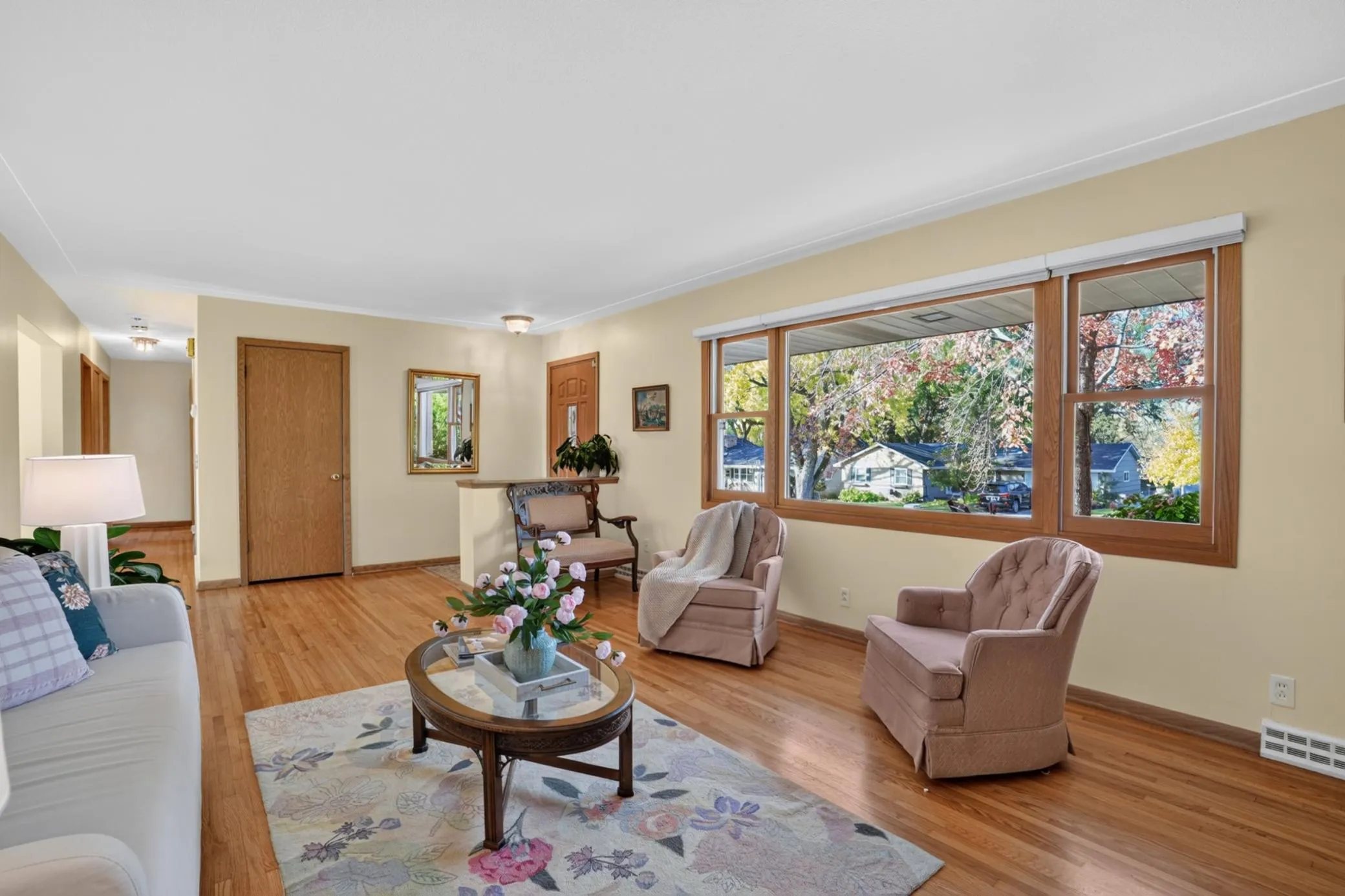 Photo 9 of 5615 Dale Avenue