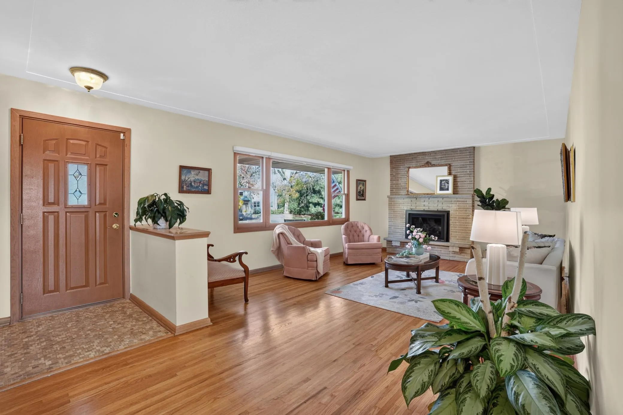 Photo 8 of 5615 Dale Avenue