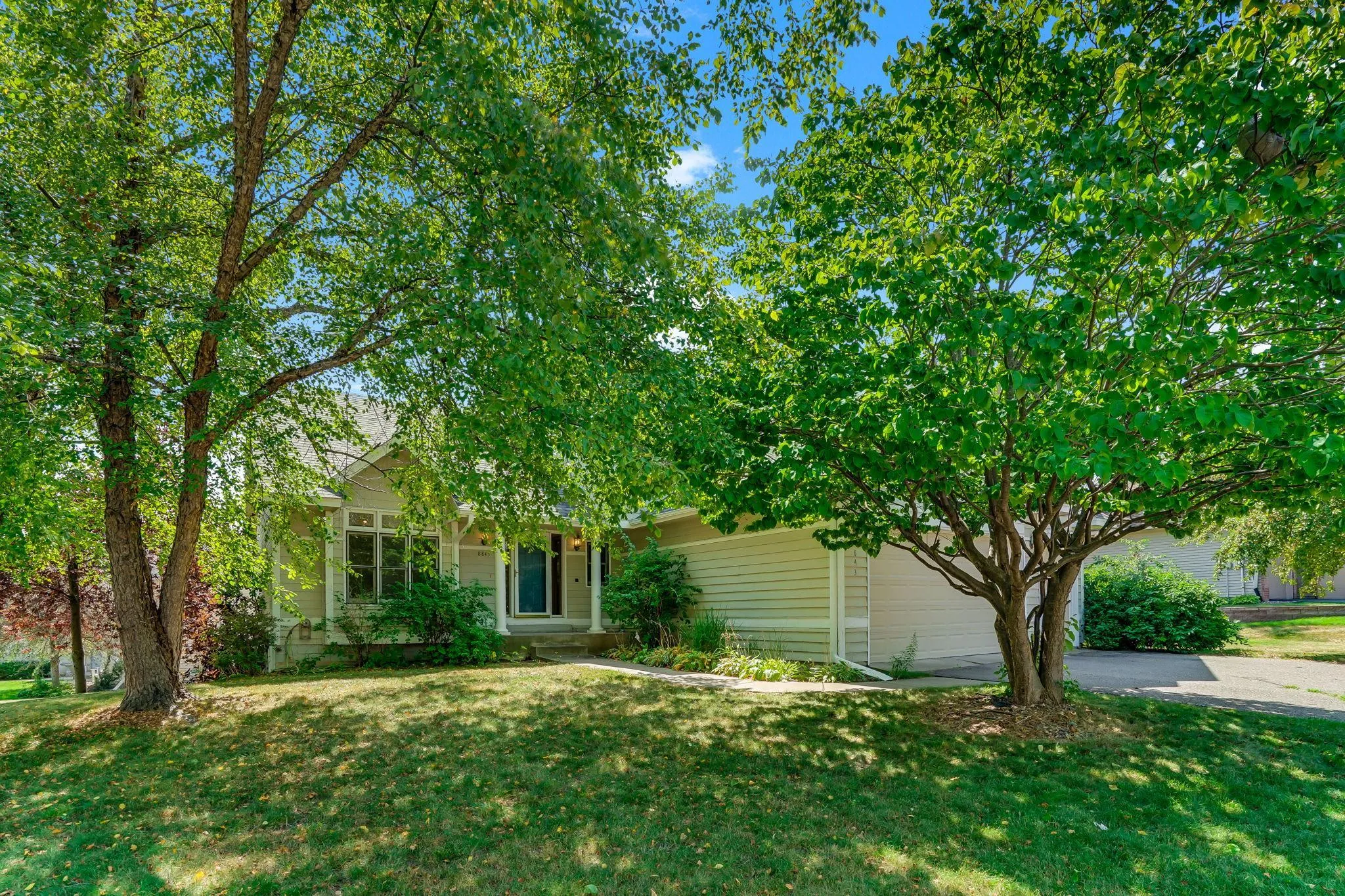 Photo 5 of 8843 Blackoaks N Lane