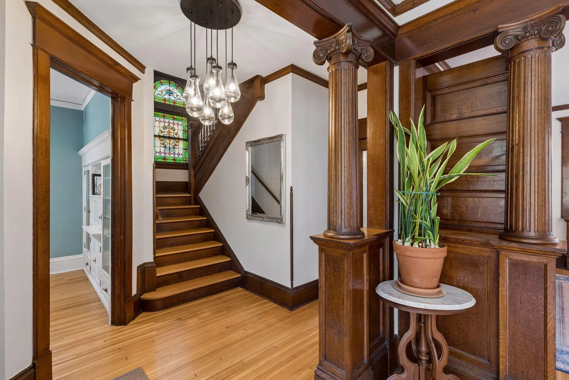 Photo 6 of 1089 Lincoln Avenue