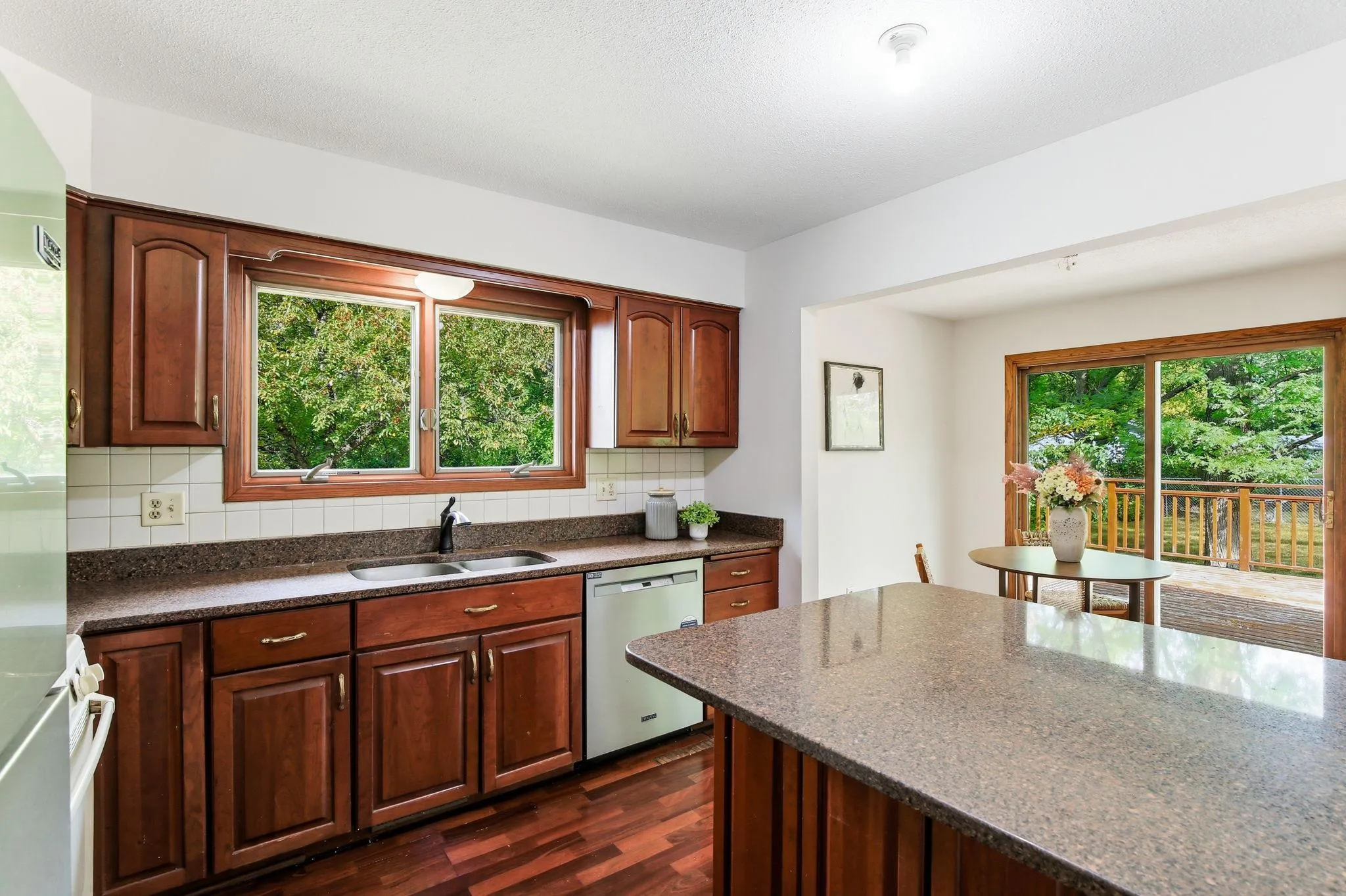 Photo 11 of 13121 Upton S Avenue
