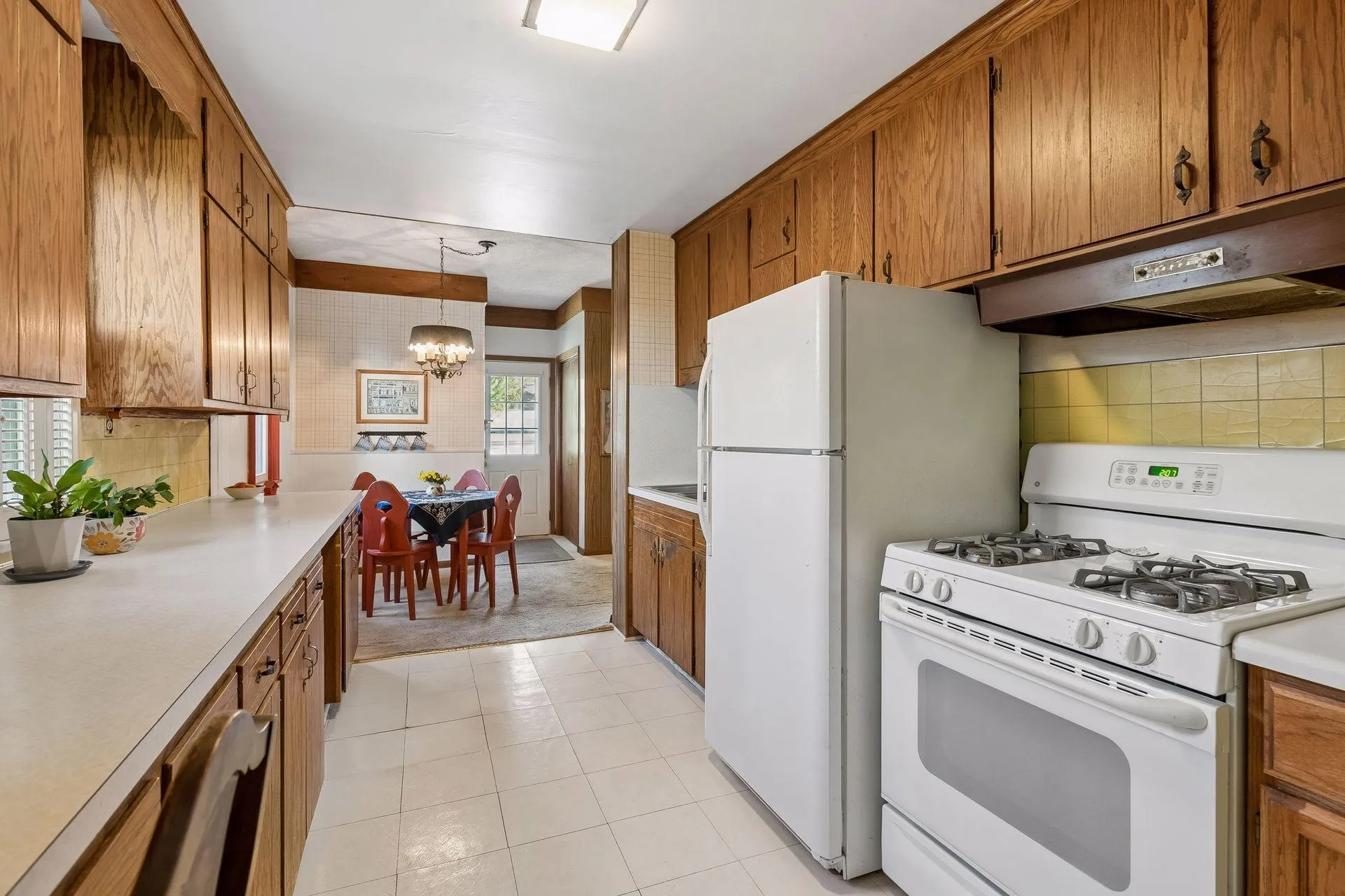 Photo 11 of 4641 14th S Avenue