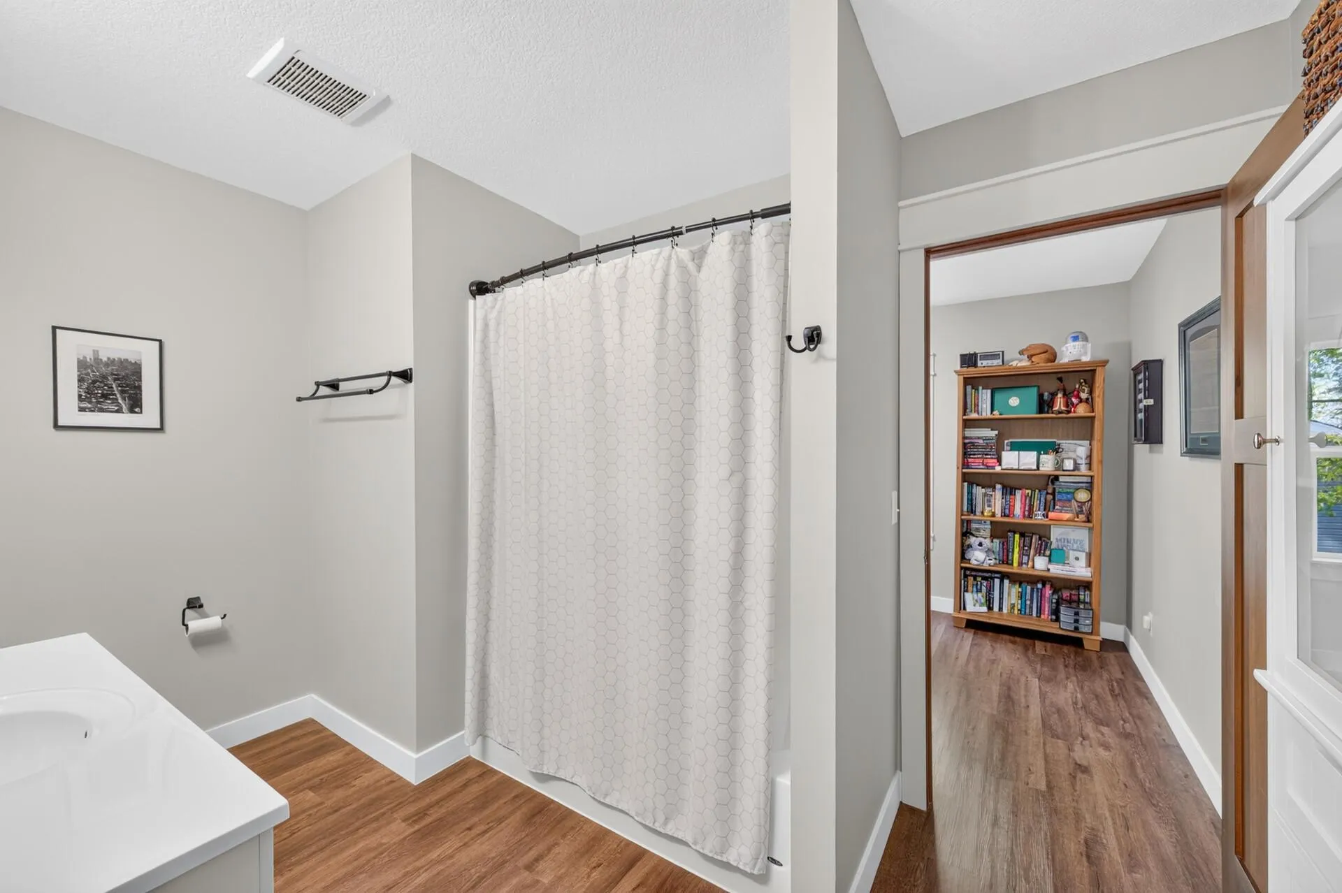 Photo 16 of 214 N 8th Street