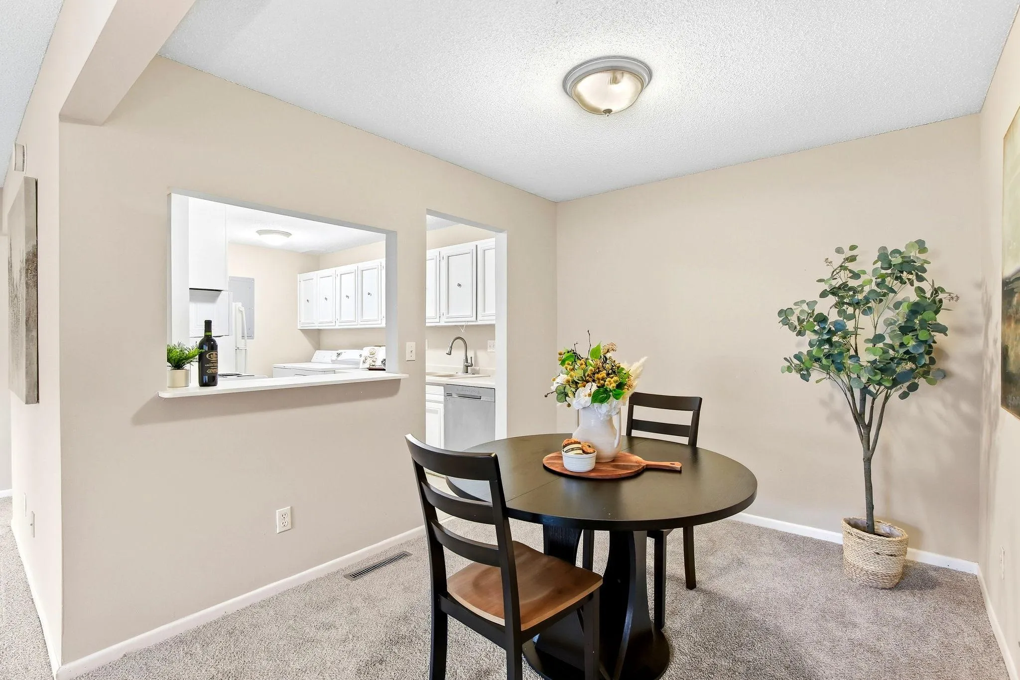 Photo 6 of 1207 Trailwood S