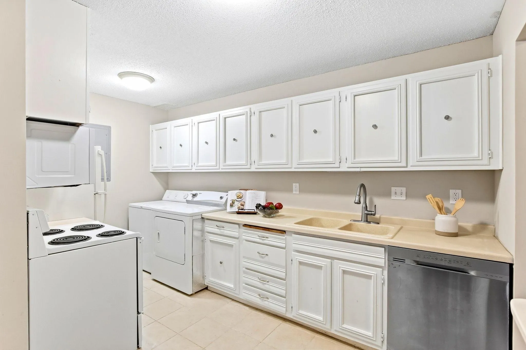Photo 8 of 1207 Trailwood S