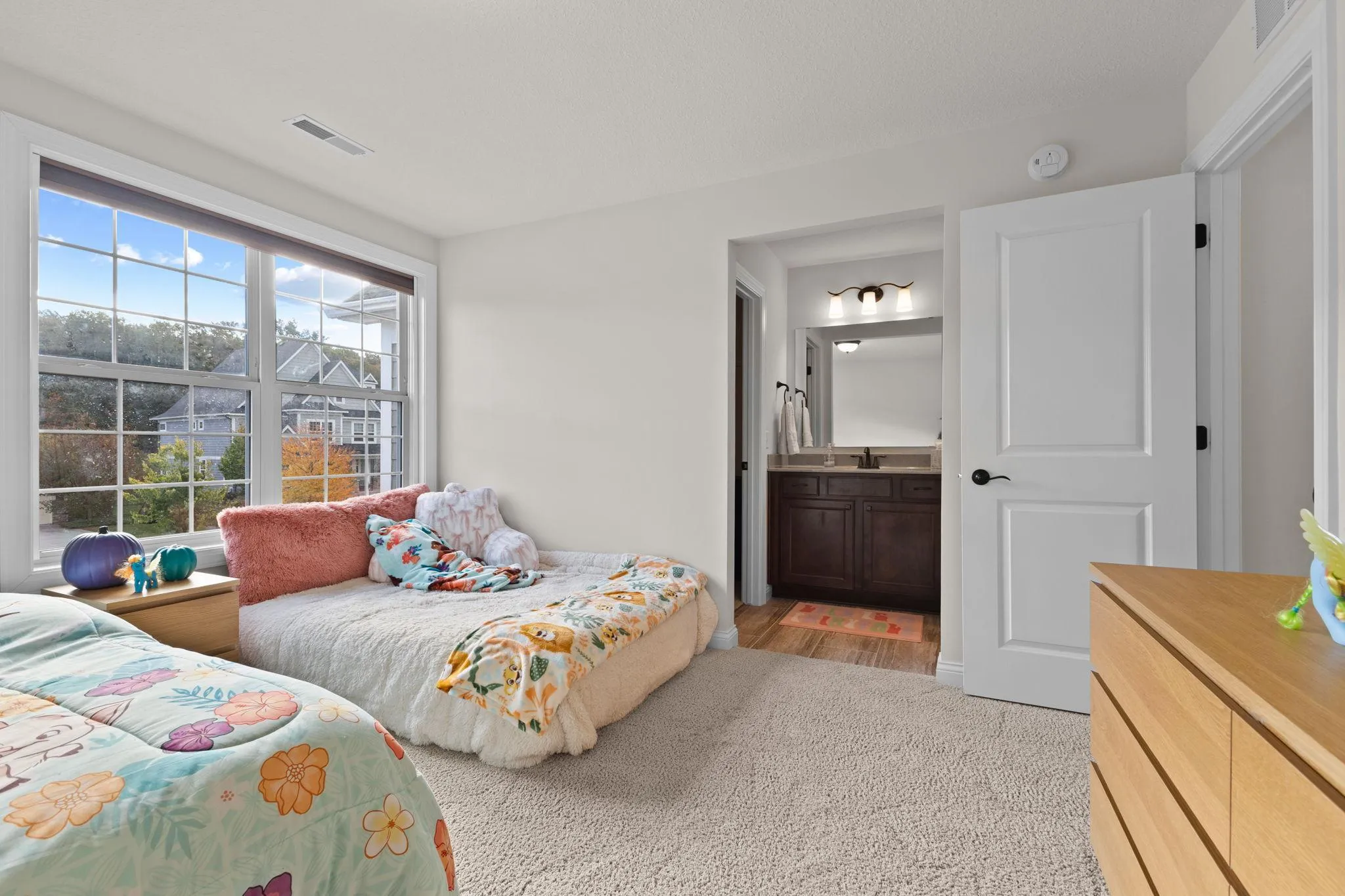 Photo 42 of 1540 Deephaven Drive