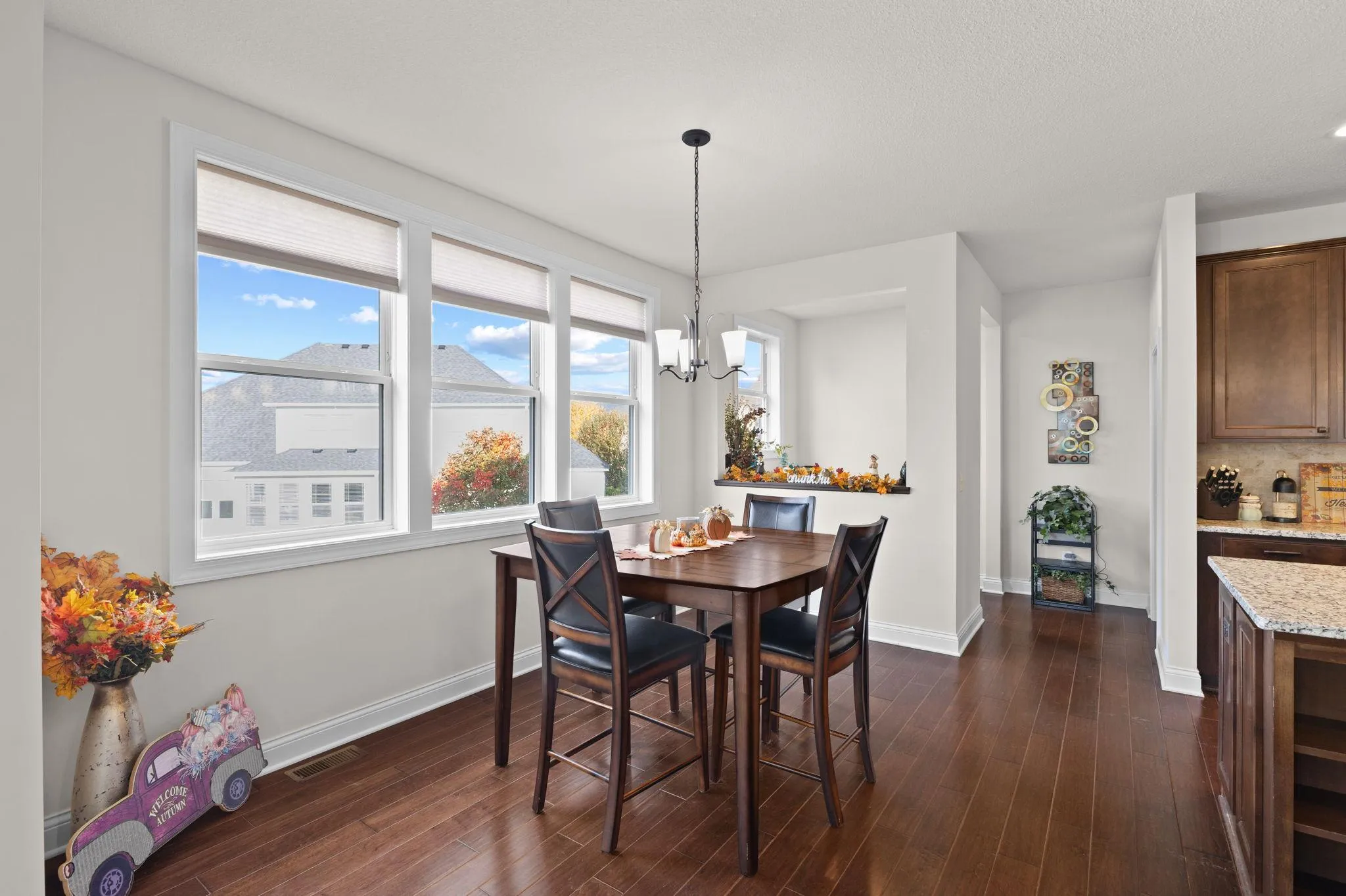 Photo 14 of 1540 Deephaven Drive