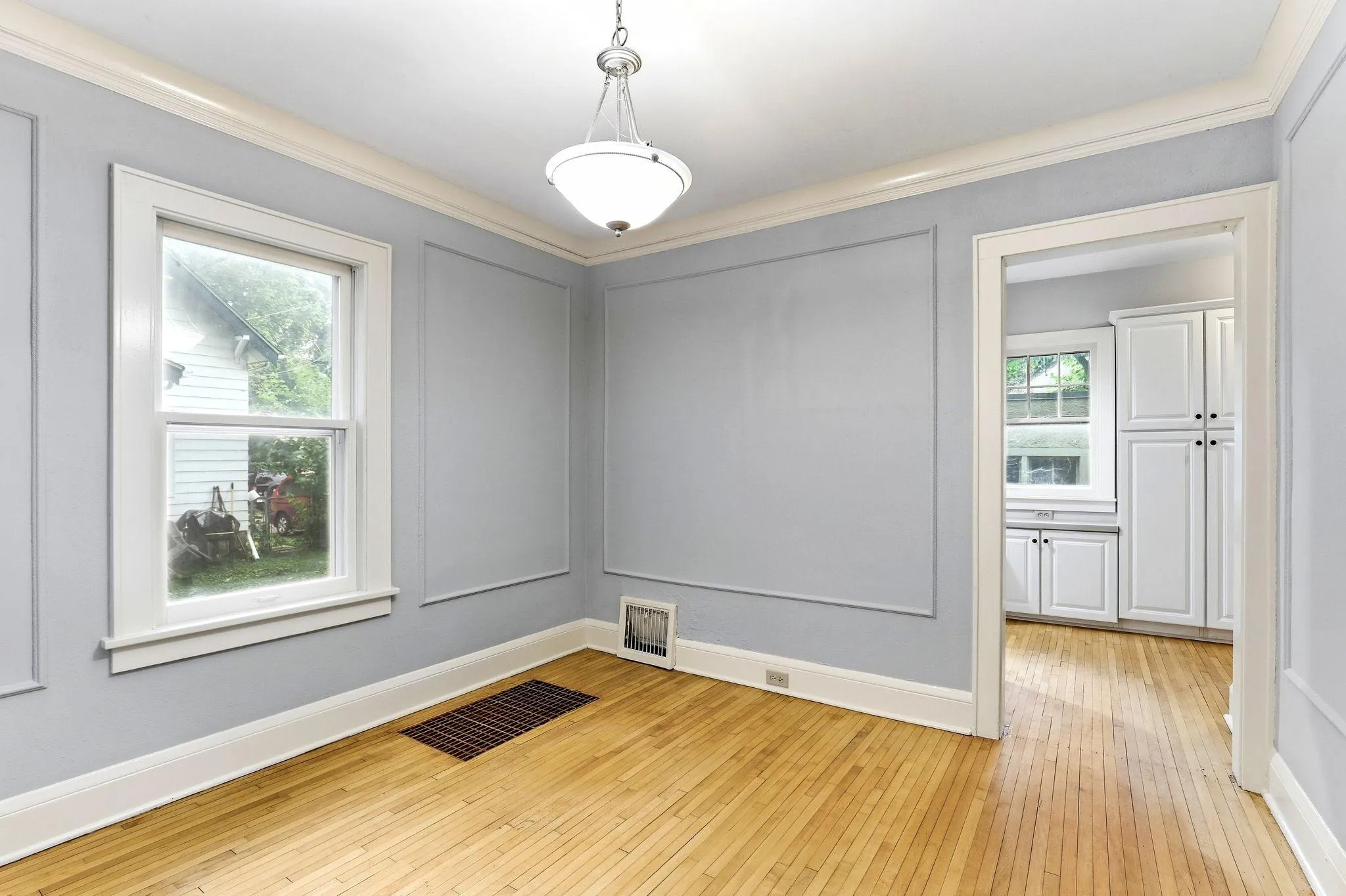 Photo 6 of 346 E 50th Street