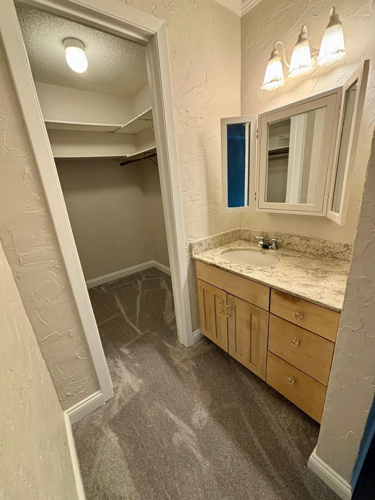 Photo 21 of 6075 Lincoln Drive Unit 201
