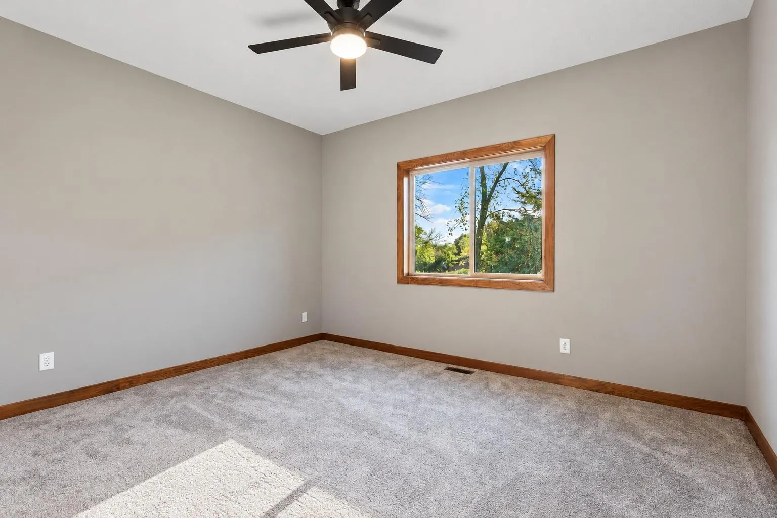 Photo 22 of 1191 208th E Street