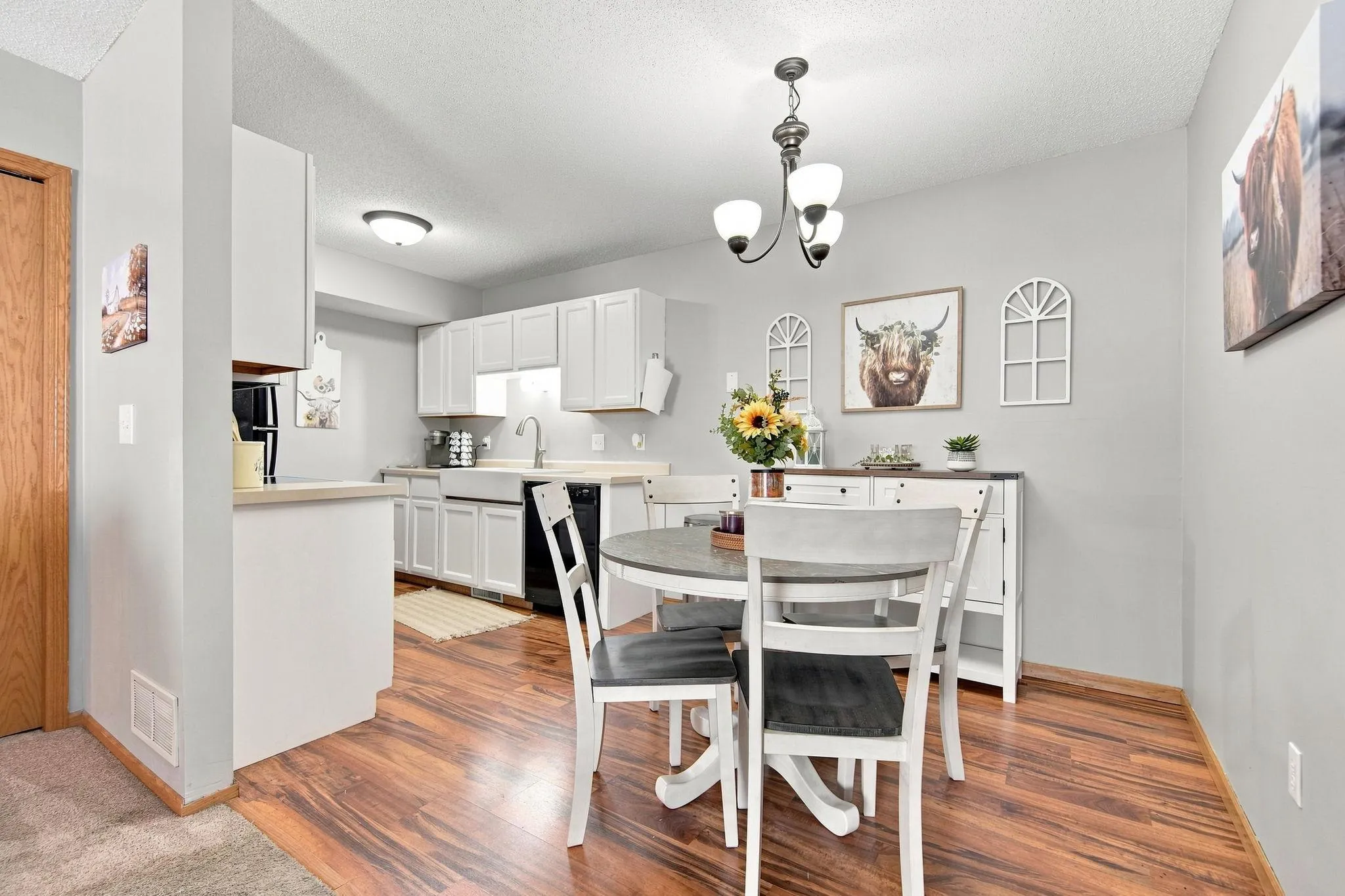 Photo 11 of 577 Kendall Drive