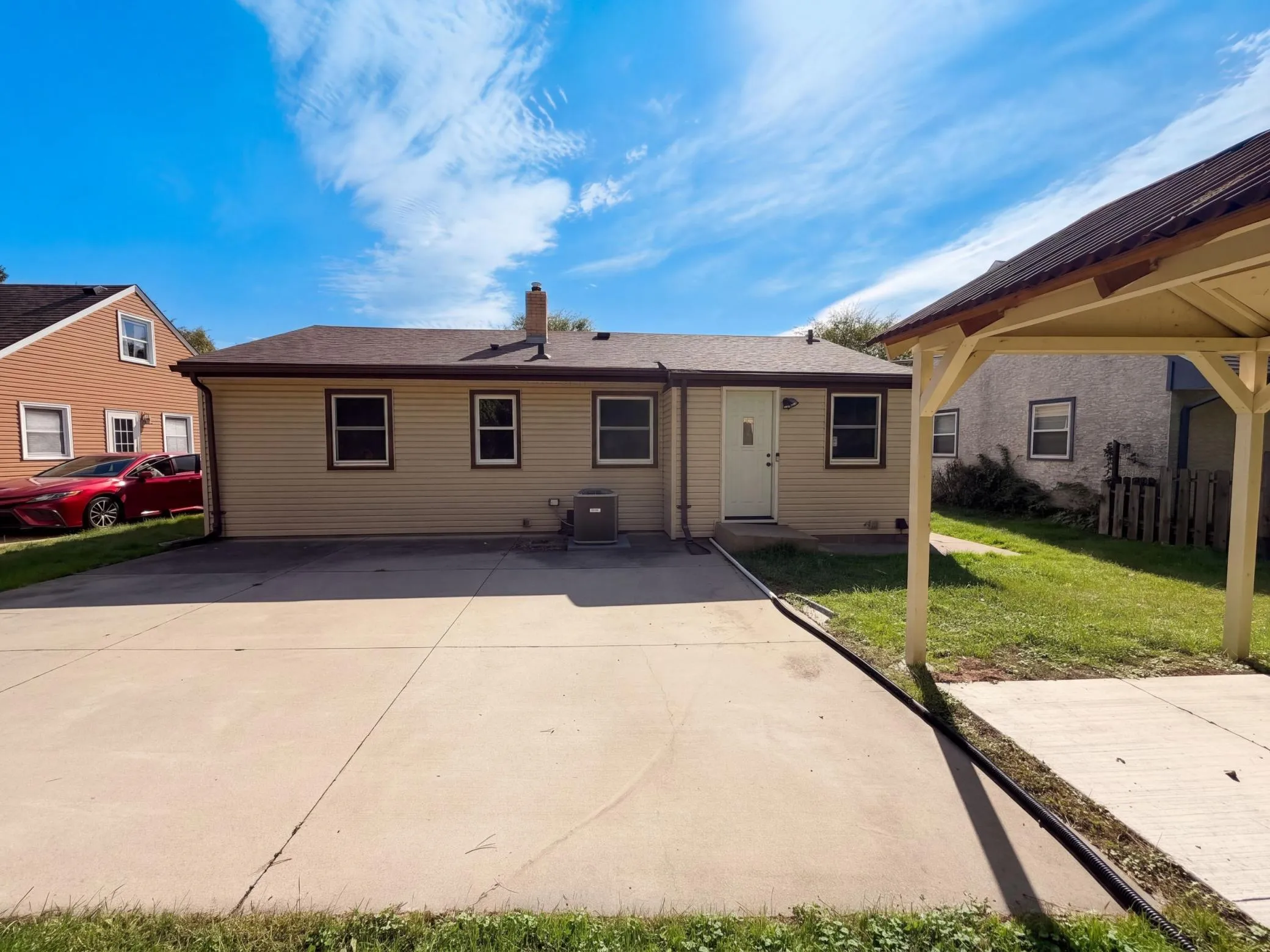 Photo 5 of 2517 Nokomis Avenue