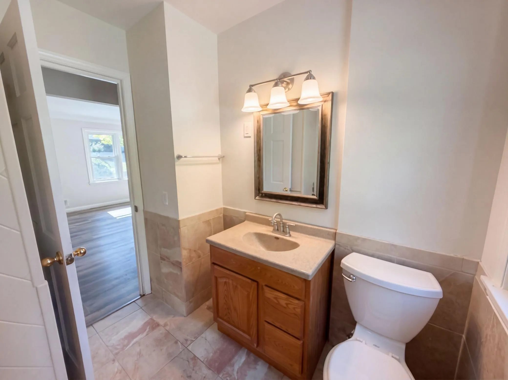 Photo 16 of 2517 Nokomis Avenue