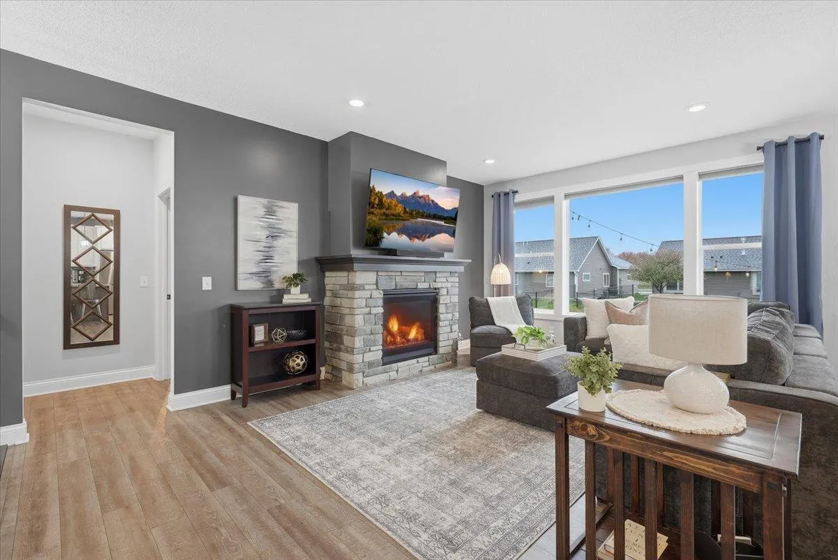 Photo 4 of 3129 Glasgow Street