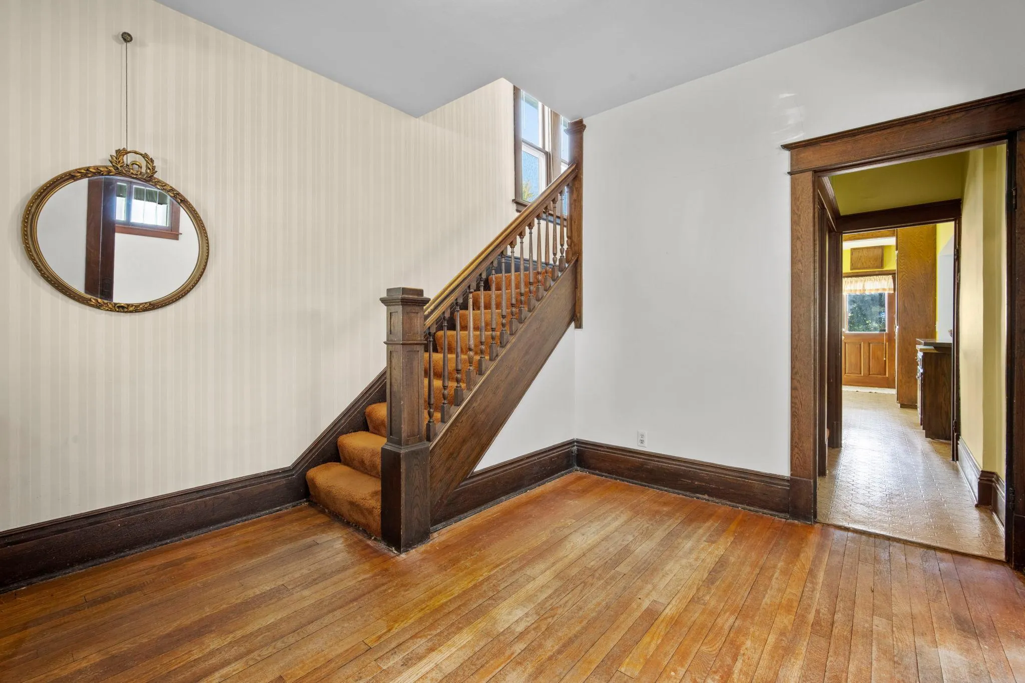 Photo 6 of 1010 Jenks Avenue