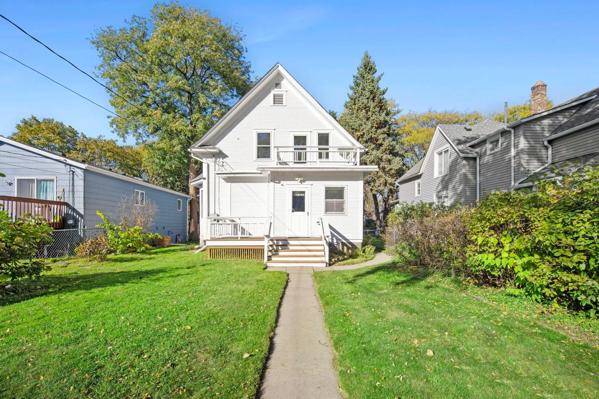 Photo 3 of 1010 Jenks Avenue