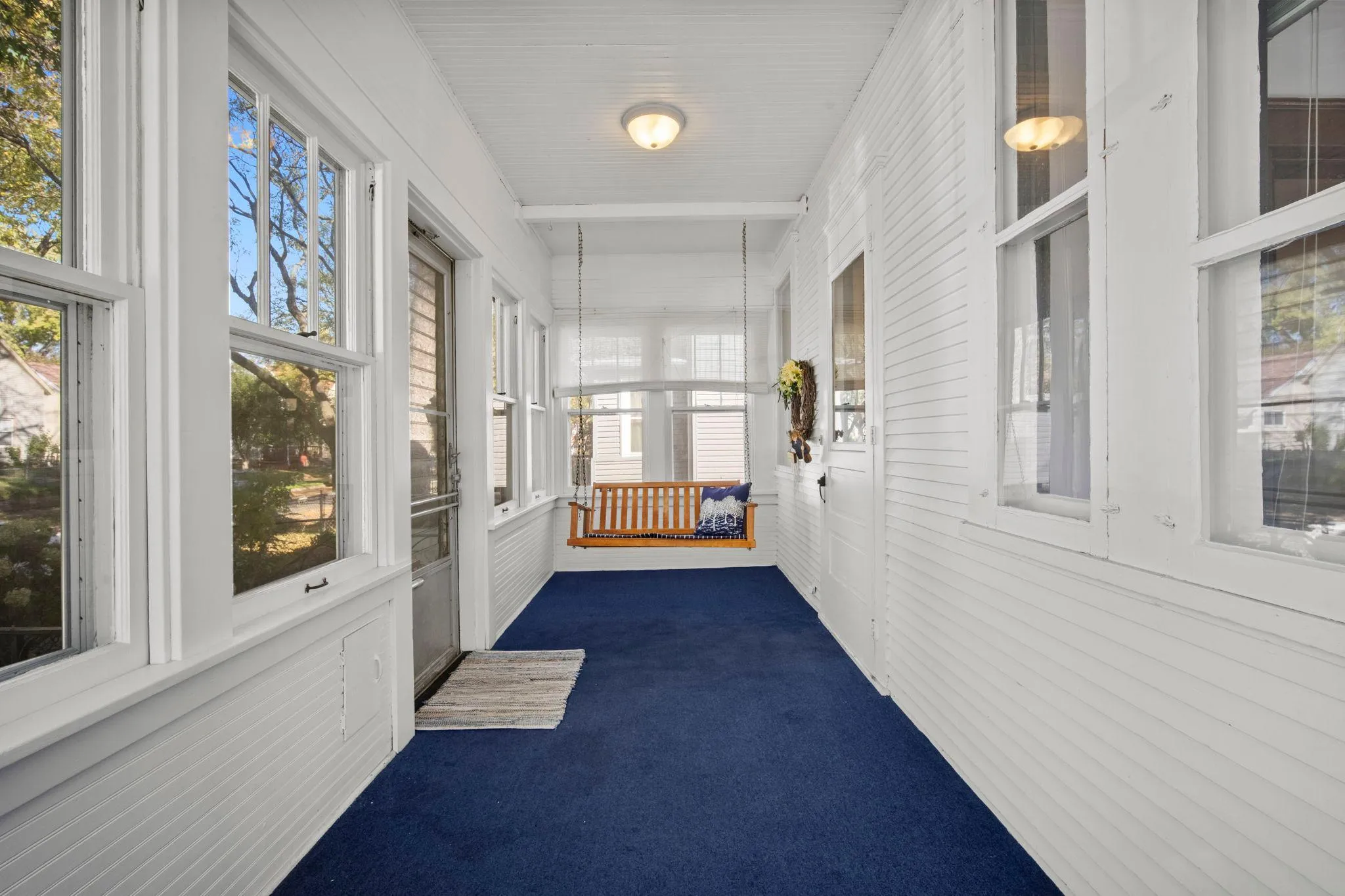 Photo 2 of 1010 Jenks Avenue