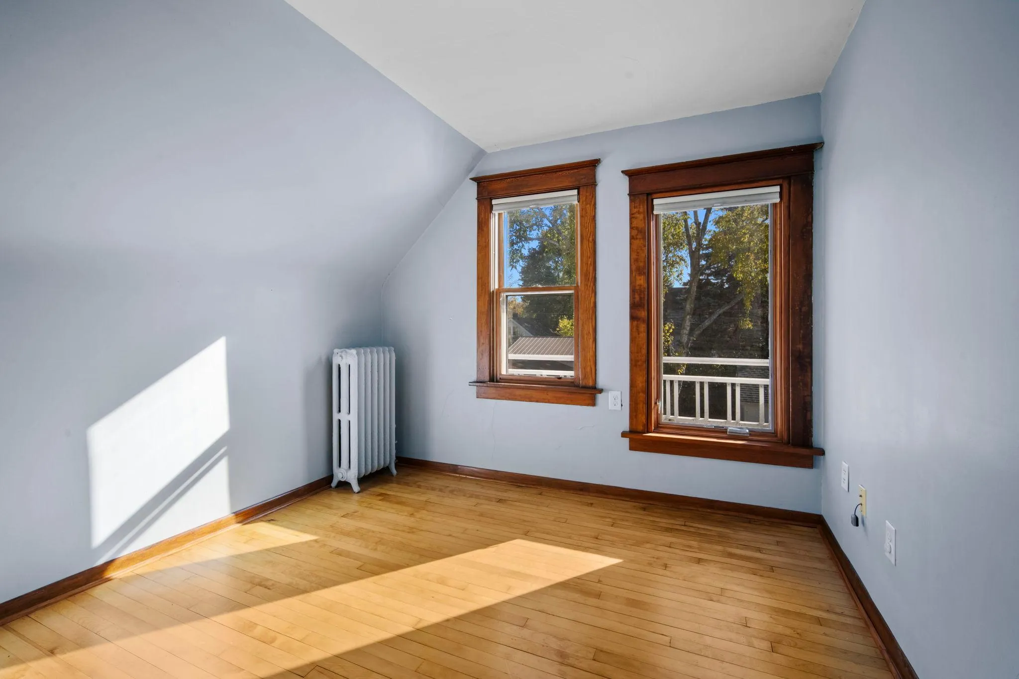 Photo 32 of 1010 Jenks Avenue