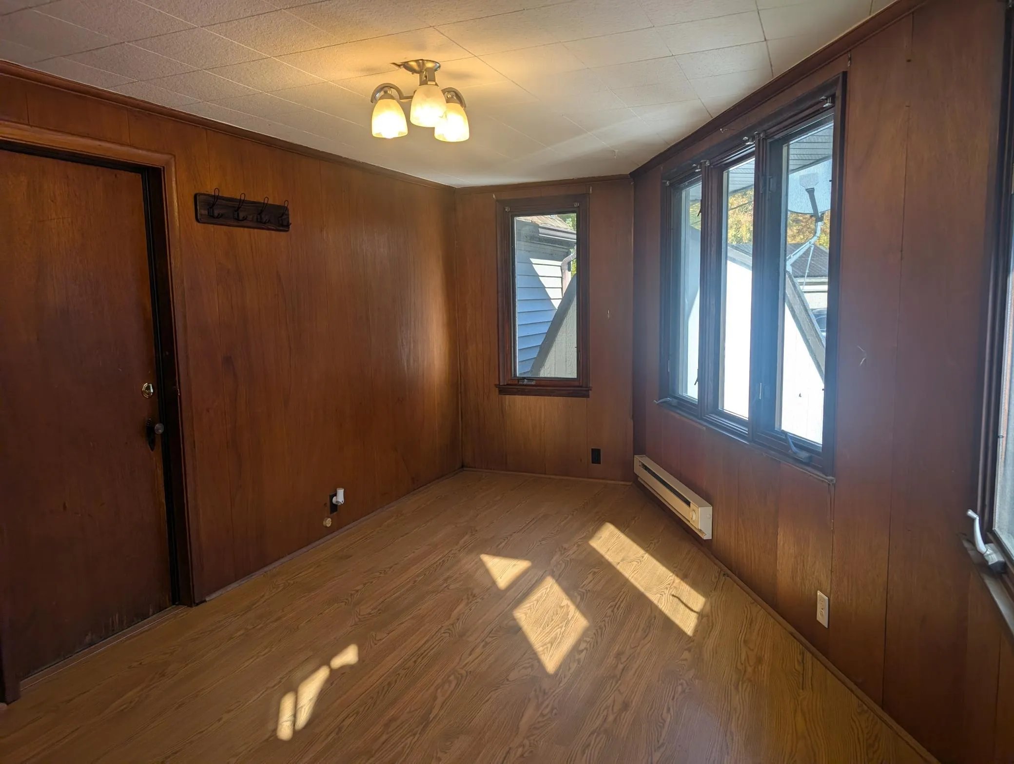 Photo 8 of 5515 15th S Avenue