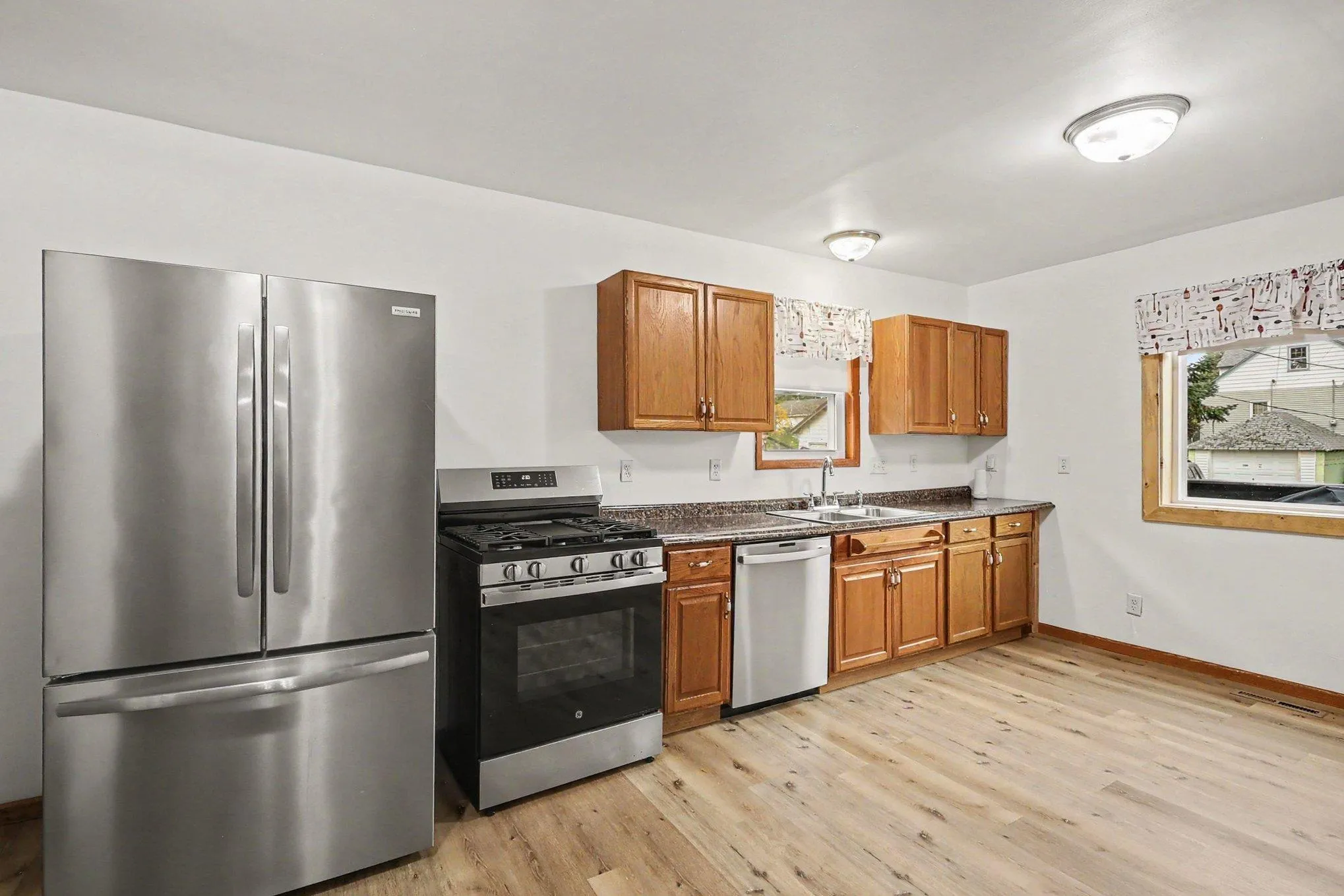 Photo 14 of 1157 Cook E Avenue