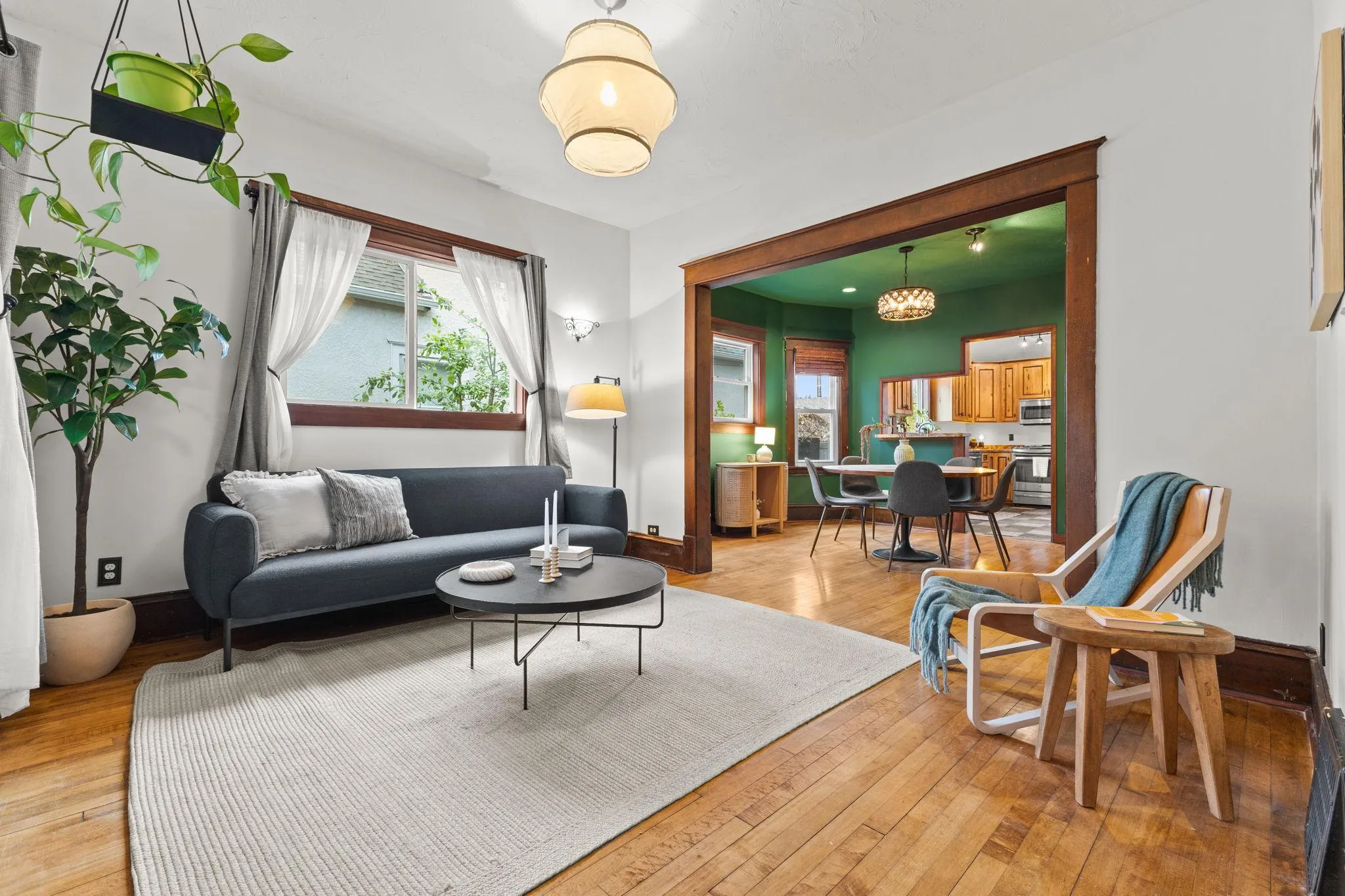 Photo 6 of 4304 Elliot Avenue