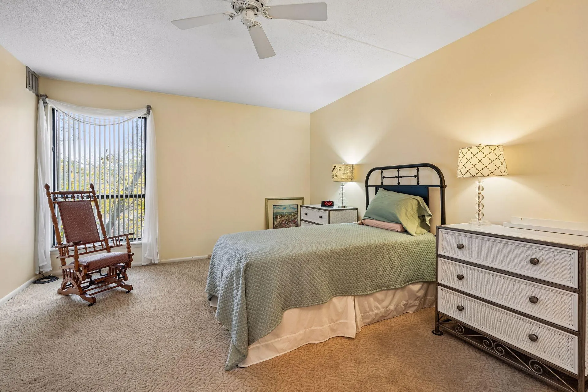 Photo 11 of 6730 Vernon S Avenue Unit 312