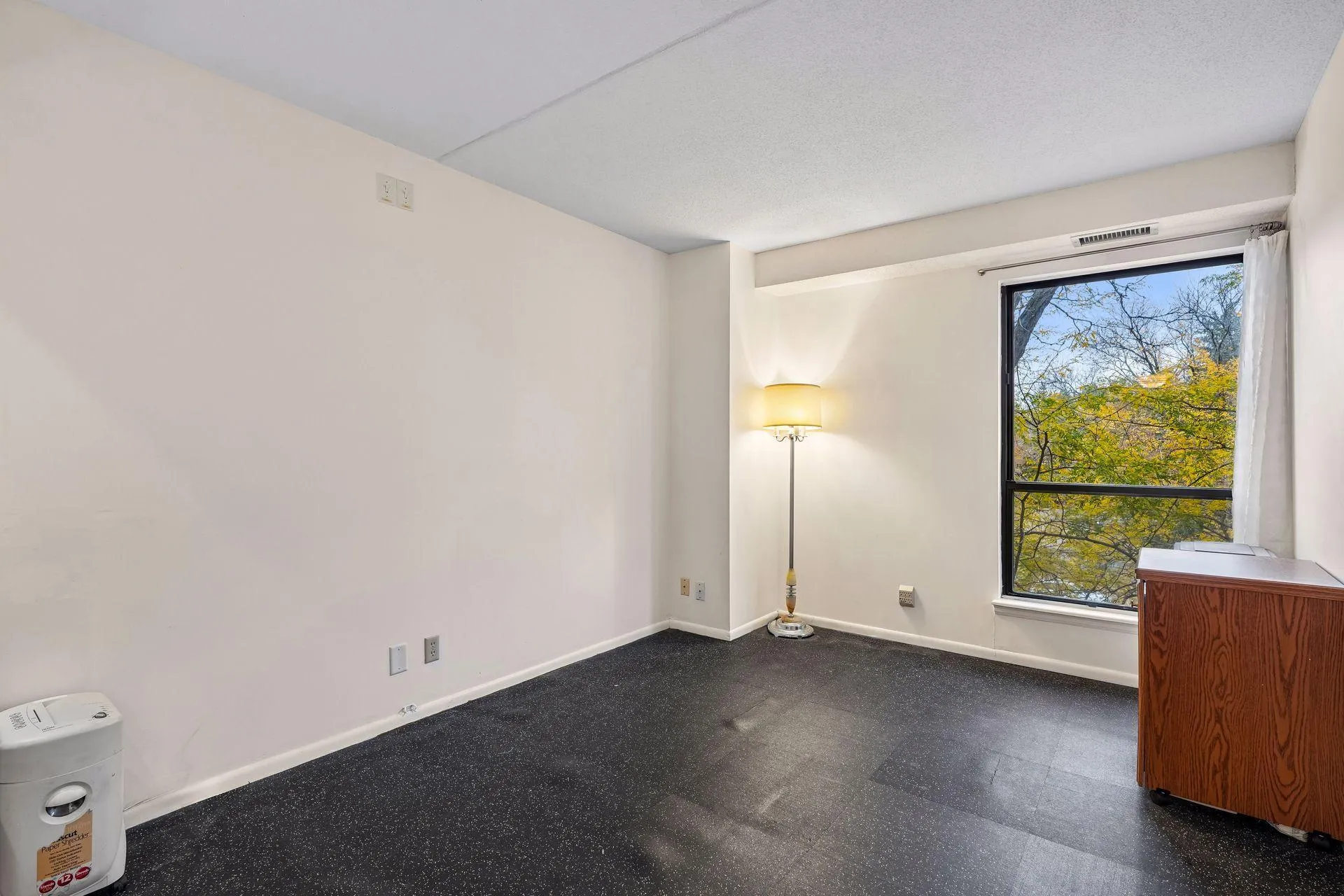 Photo 16 of 6730 Vernon S Avenue Unit 312