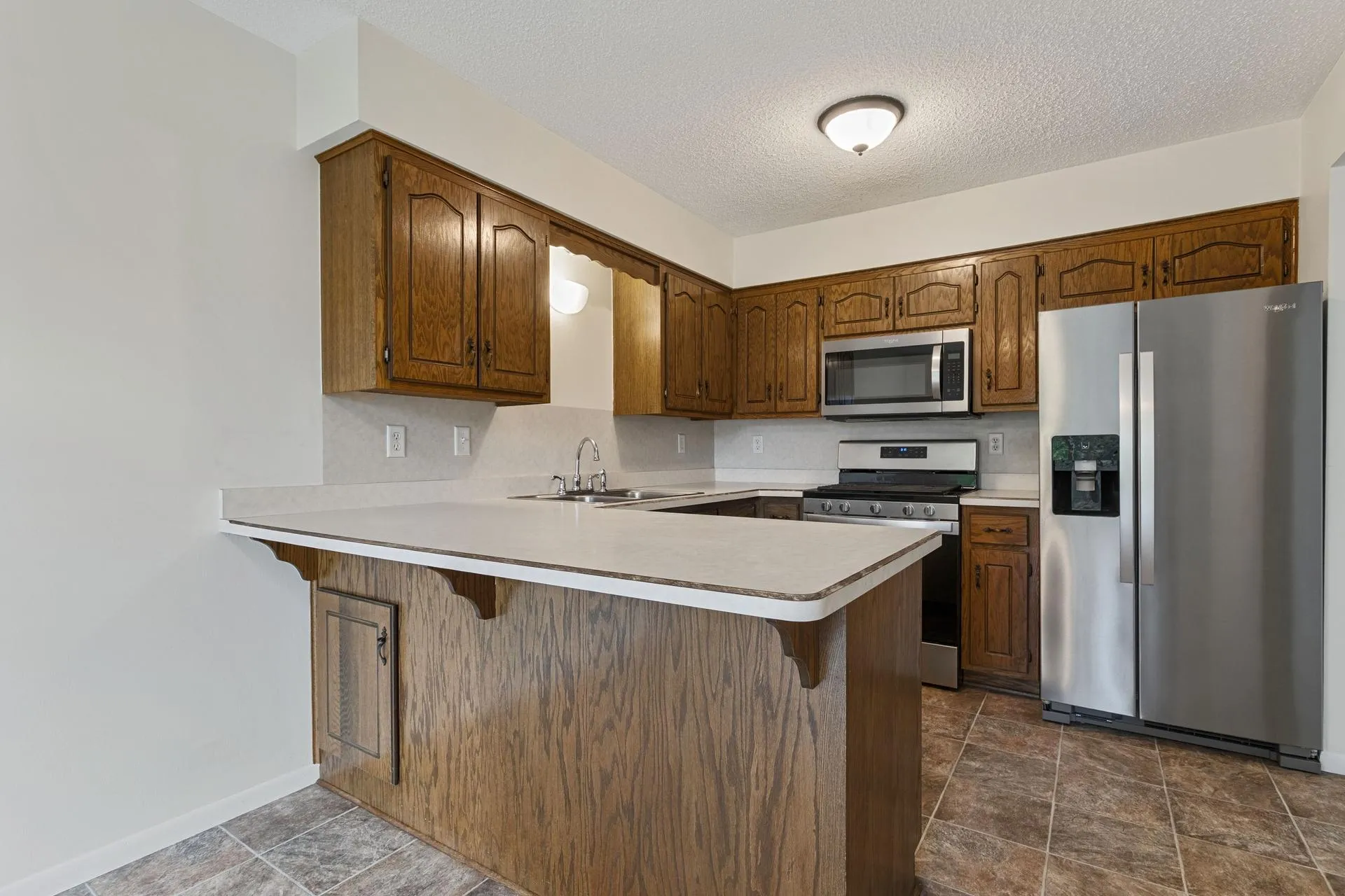 Photo 5 of 866 94th Ne Avenue