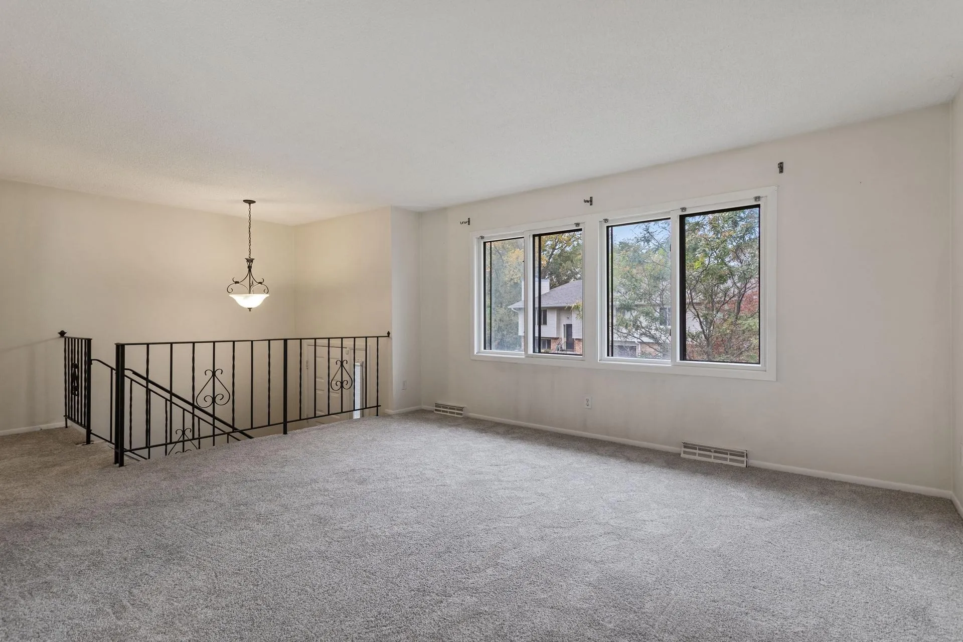 Photo 14 of 866 94th Ne Avenue