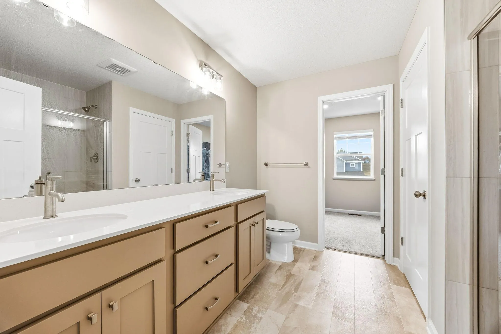 Photo 12 of 24400 Edgewater Lane