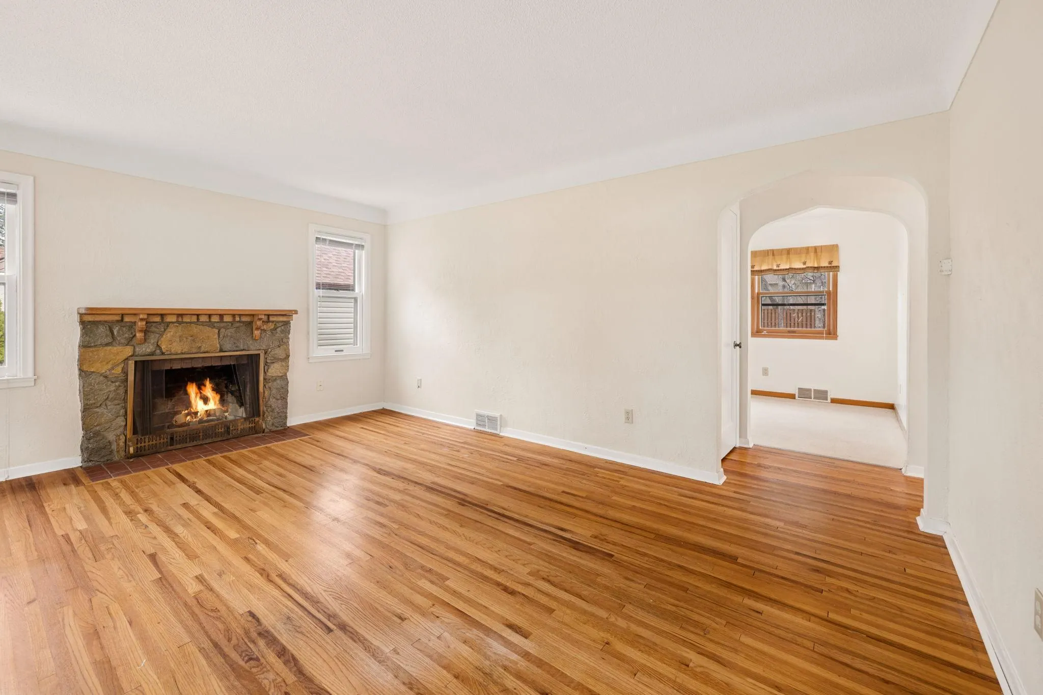 Photo 6 of 6309 13th S Avenue