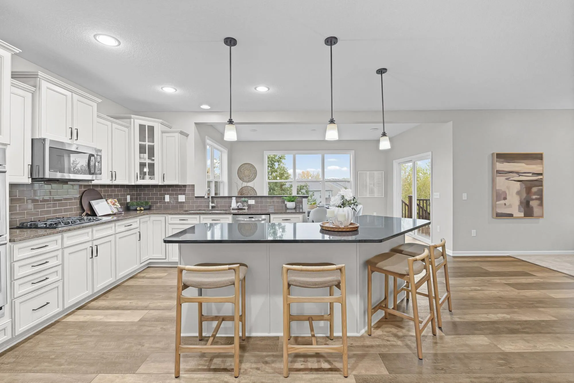 Photo 10 of 18072 Hyde Park Avenue
