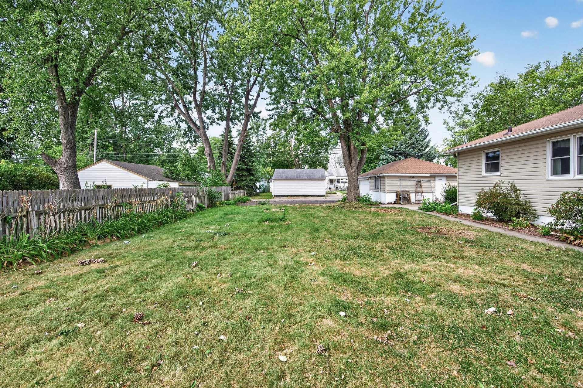 Photo 26 of 4422 Madison Ne Street