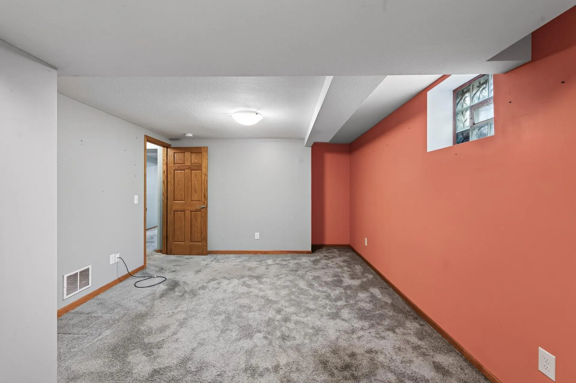 Photo 18 of 4422 Madison Ne Street